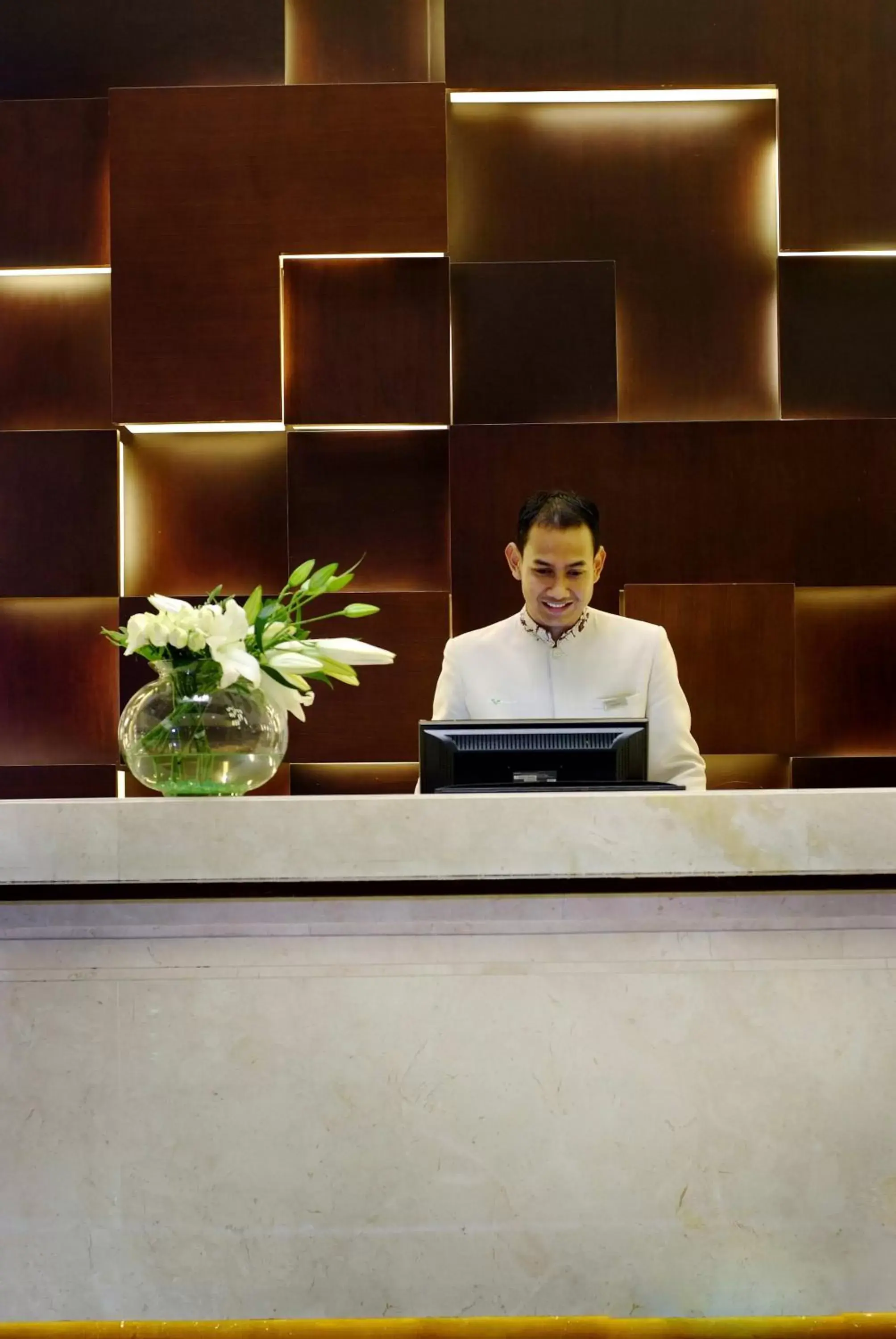 Staff, Lobby/Reception in ASTON Bogor Hotel and Resort