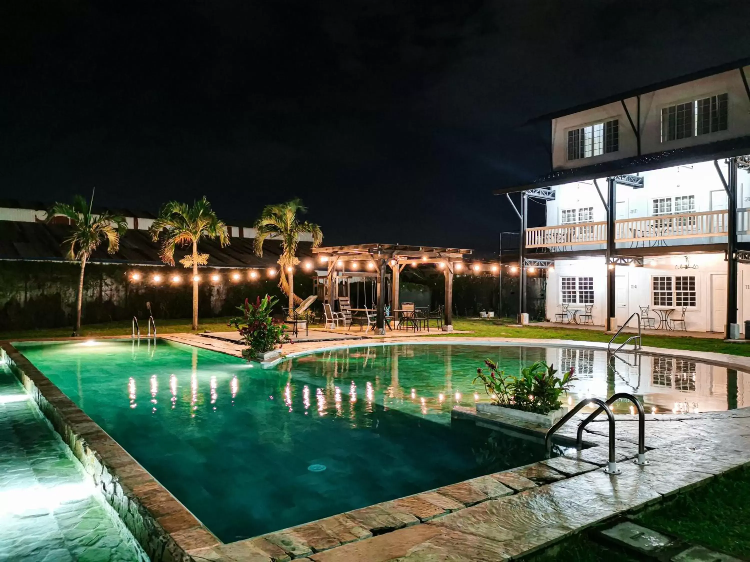 Garden view, Swimming Pool in Hotel Luisiana