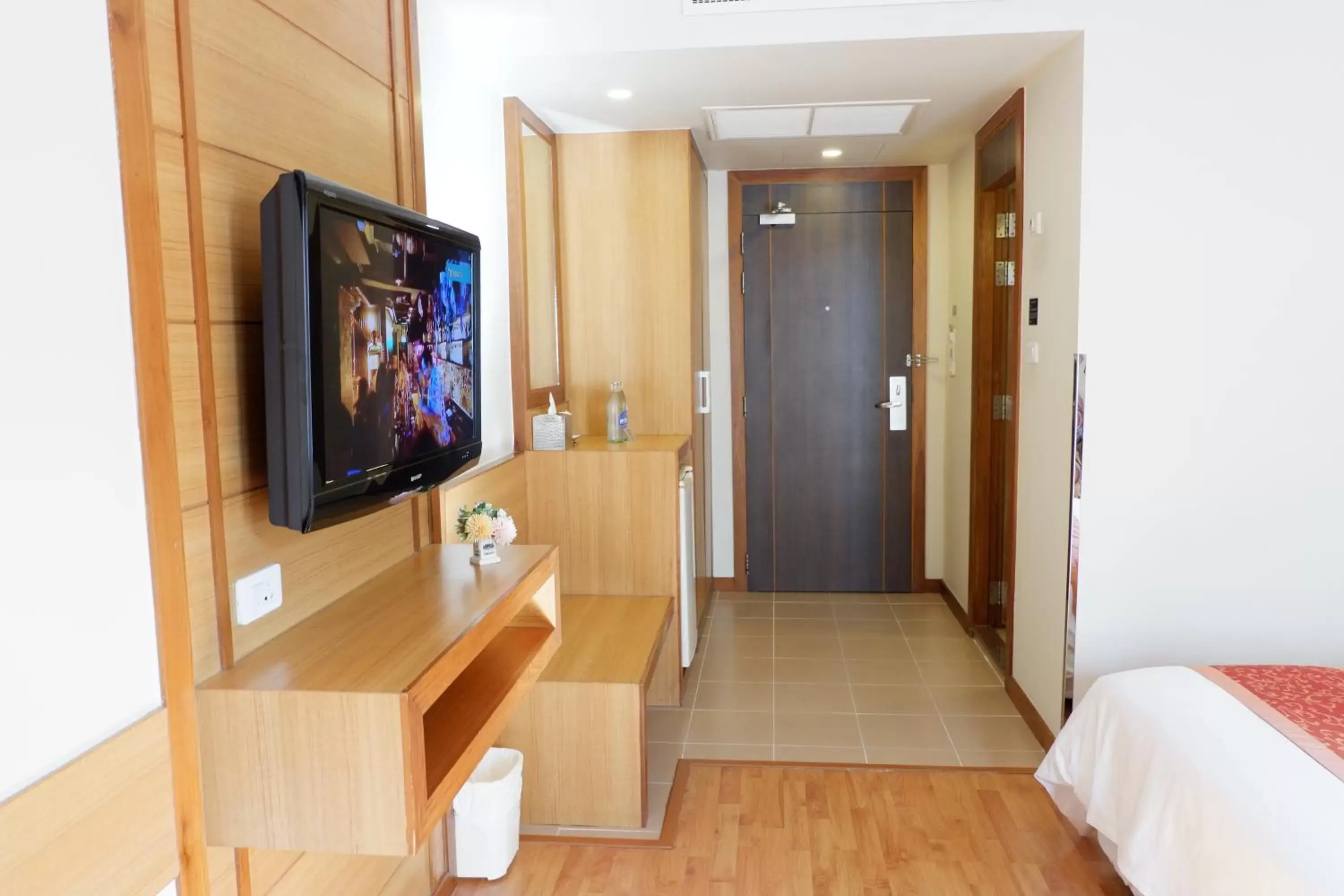 Standard Double Room - Non-Smoking in Dynasty Inn Standard Double Room - Non-Smoking in Dynasty Inn