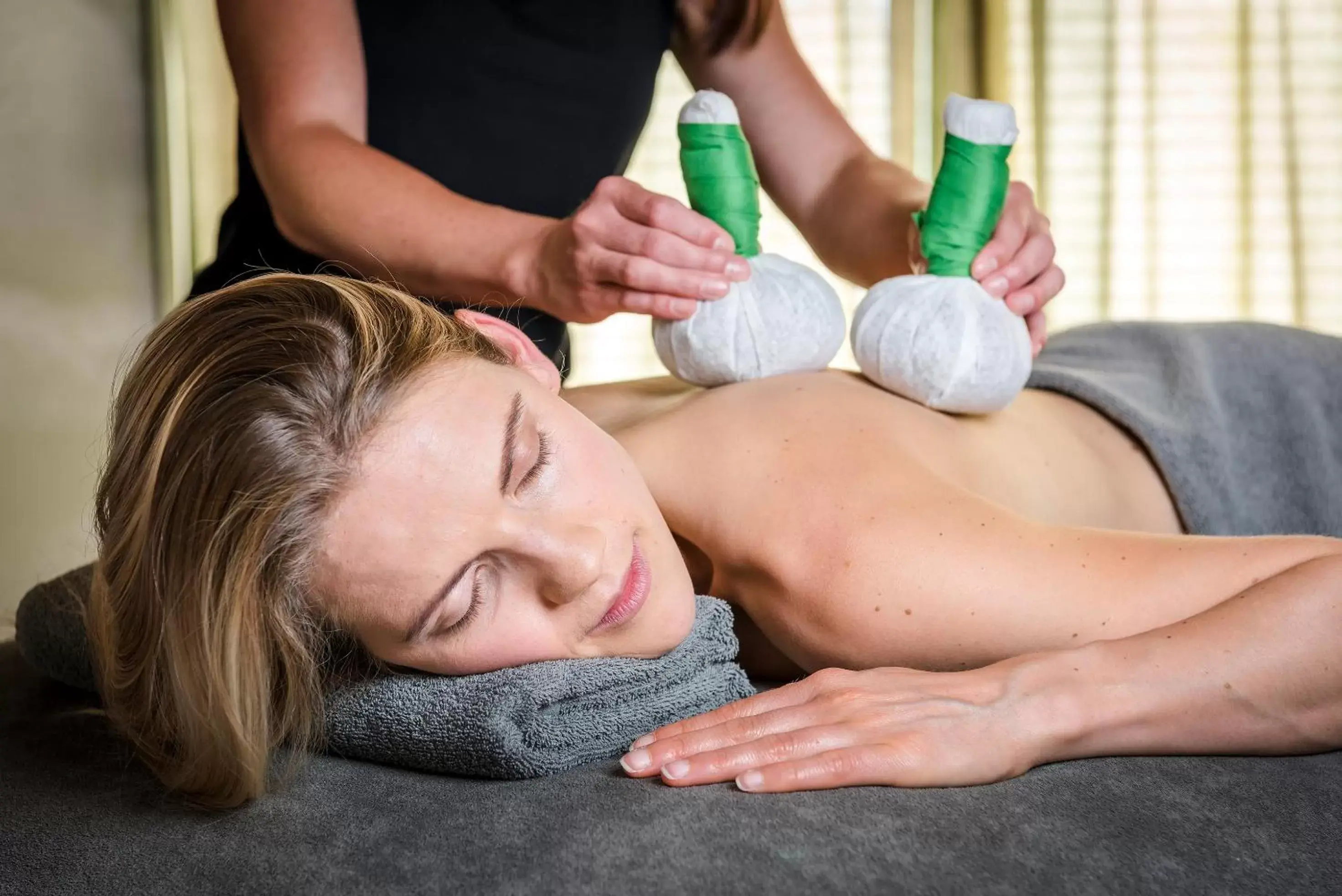 Massage in Hüttenhof - Wellnesshotel & Luxus-Bergchalets - Adults only