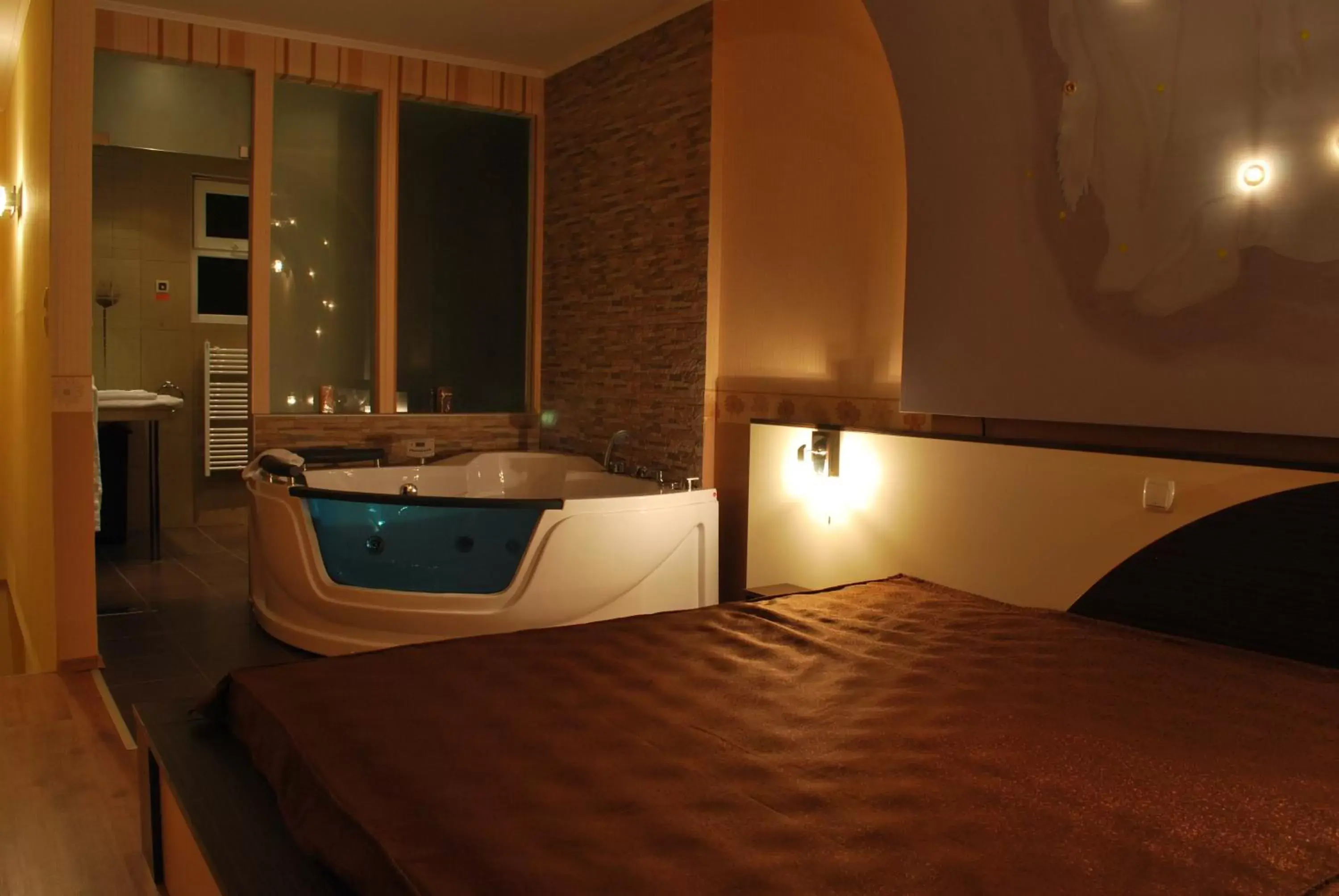 Photo of the whole room, Bed in Spa Hotel Holiday