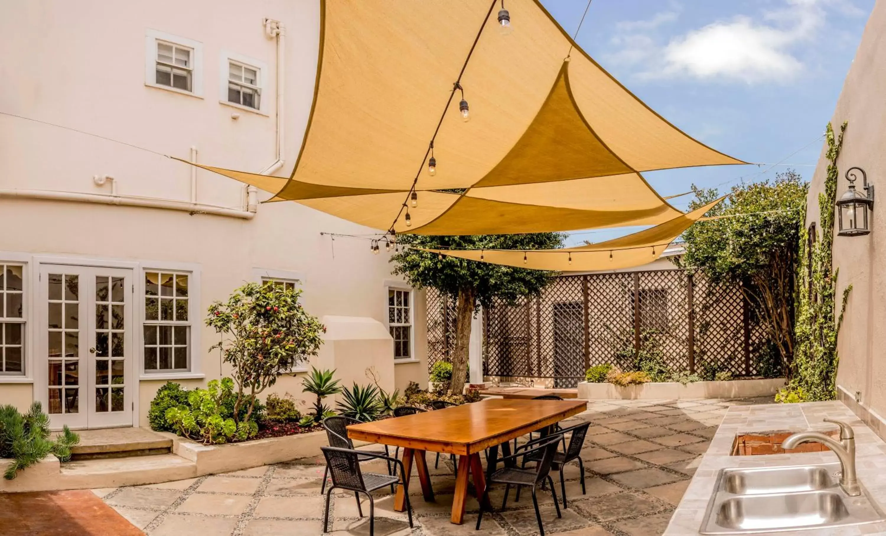 Patio in La Villa de Adelina