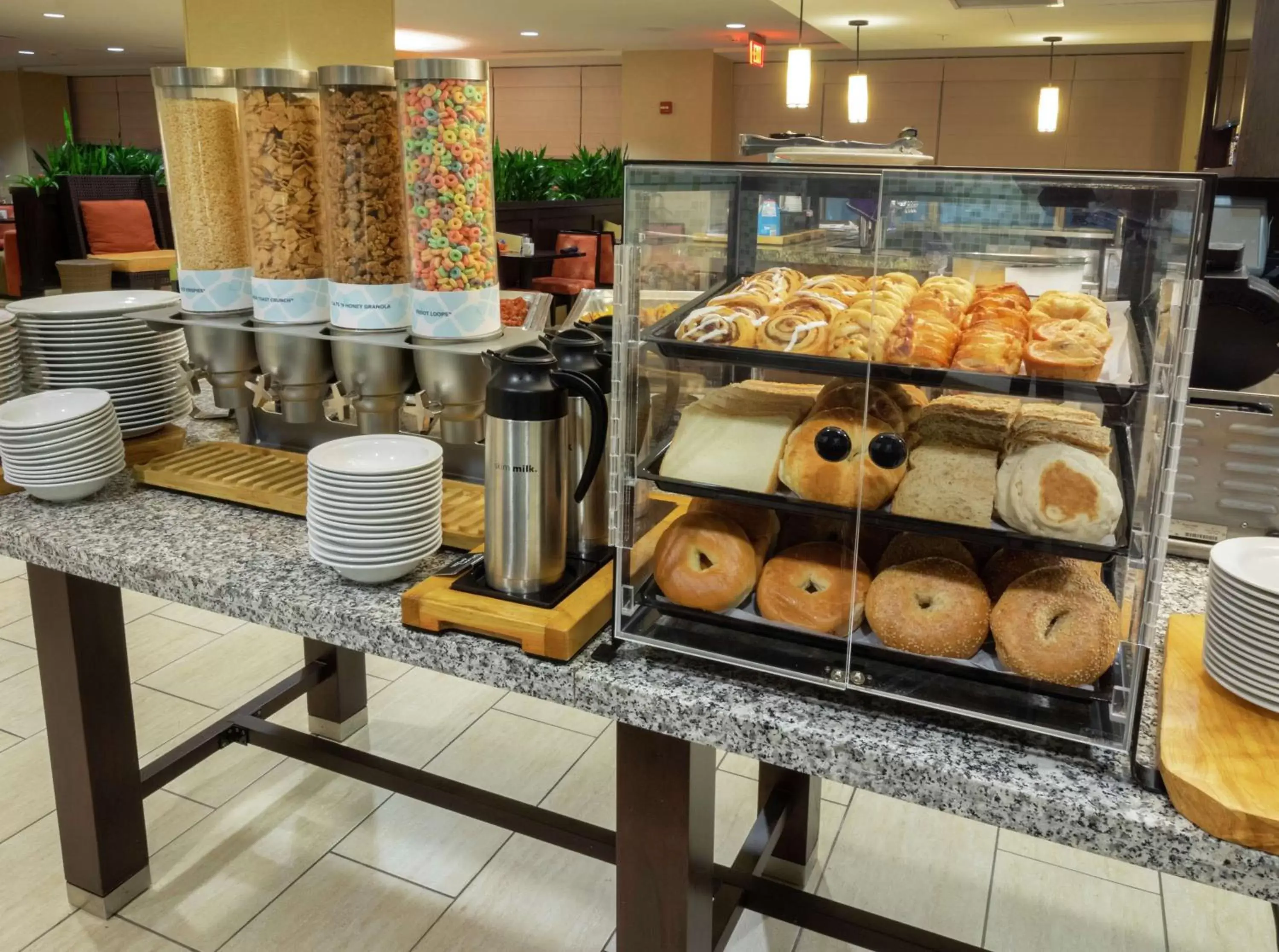 Breakfast in The Hilton Garden Inn Buffalo-Downtown Breakfast in The Hilton Garden Inn Buffalo-Downtown