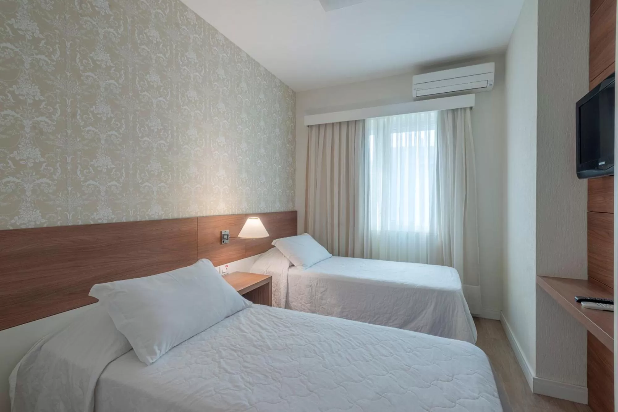 Bed in Hotel Glória Blumenau