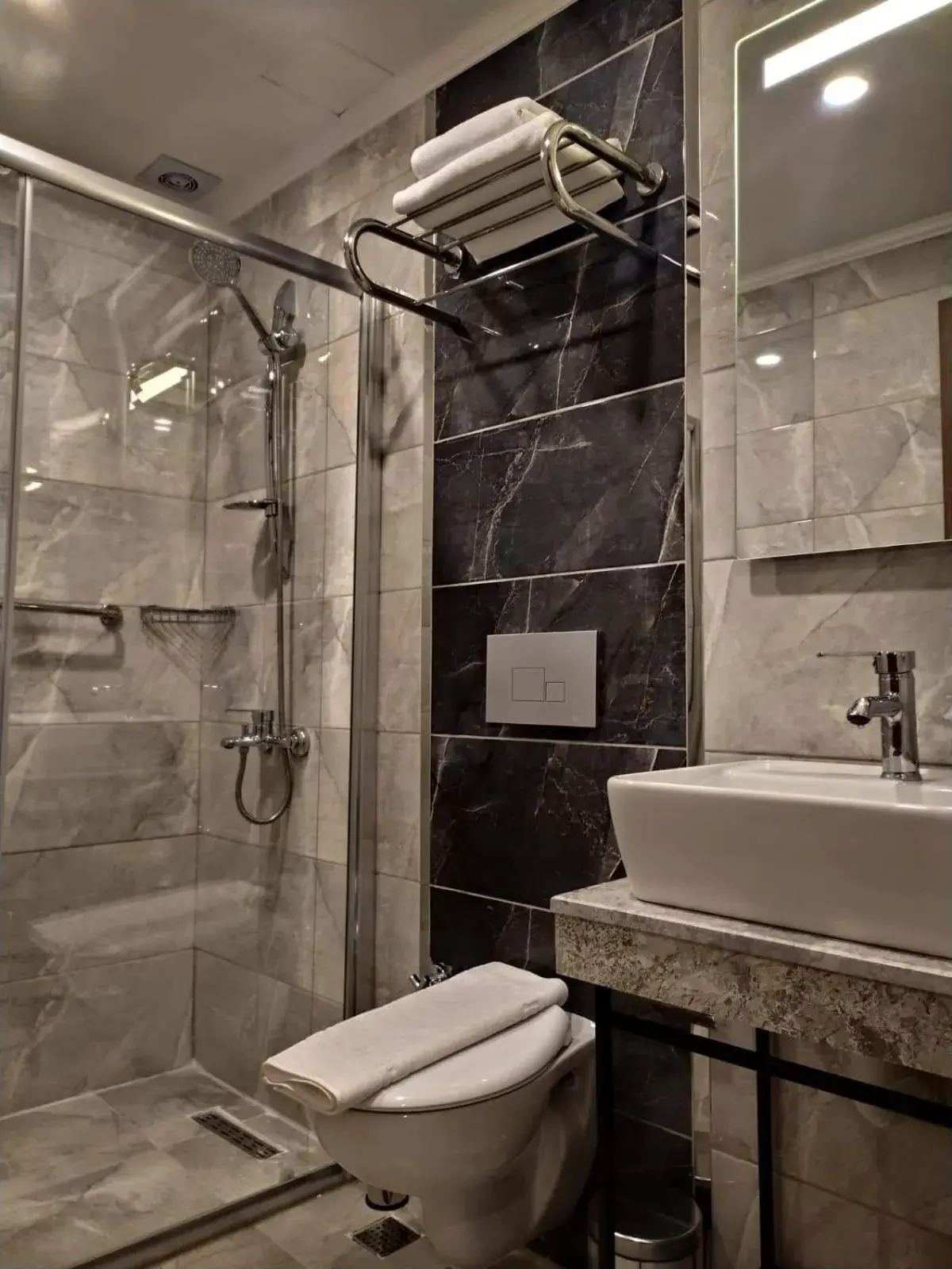 Budget Double Room in NUPERA HOTEL Budget Double Room in NUPERA HOTEL