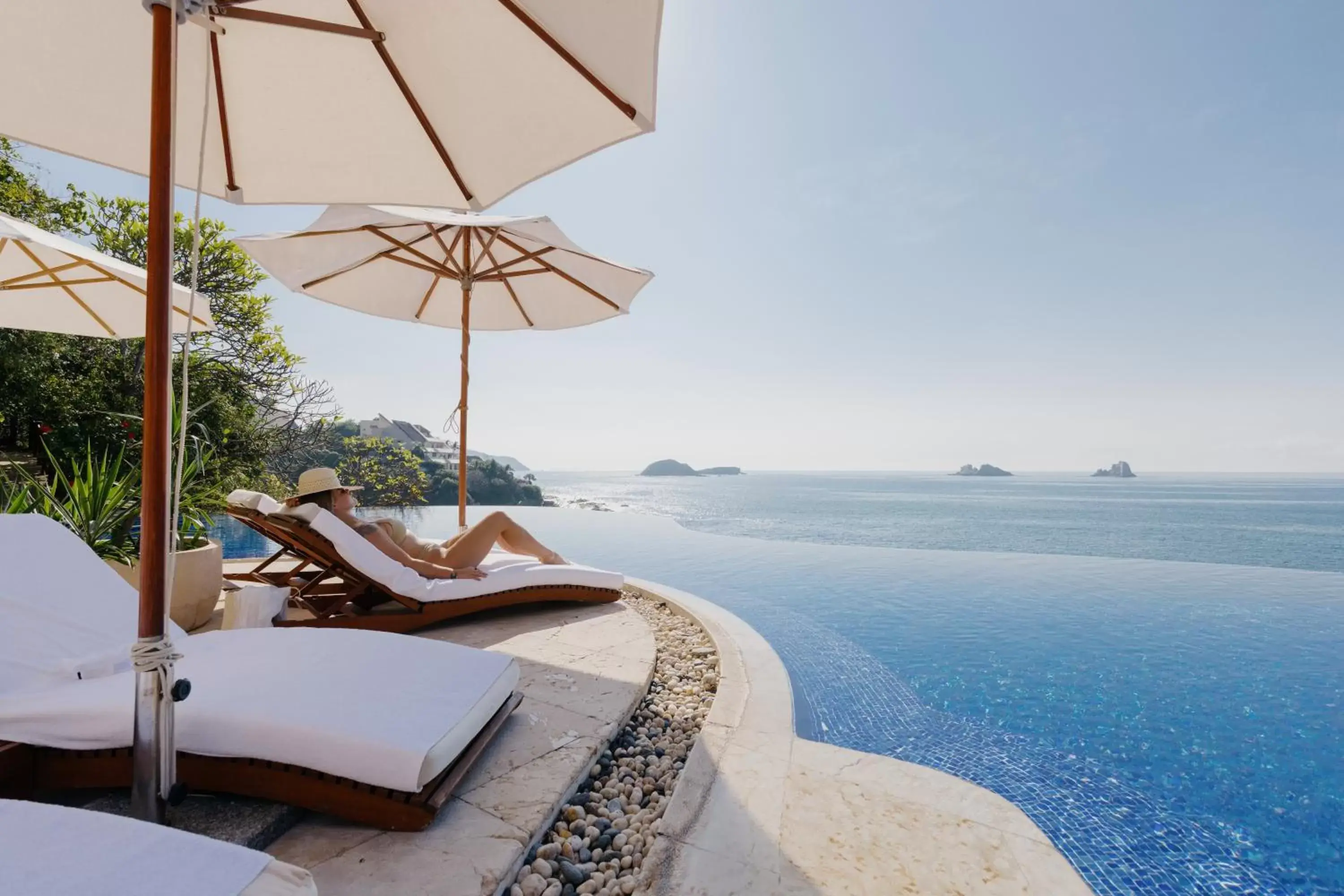 Sea view, Swimming Pool in Cala de Mar Resort & Spa Ixtapa