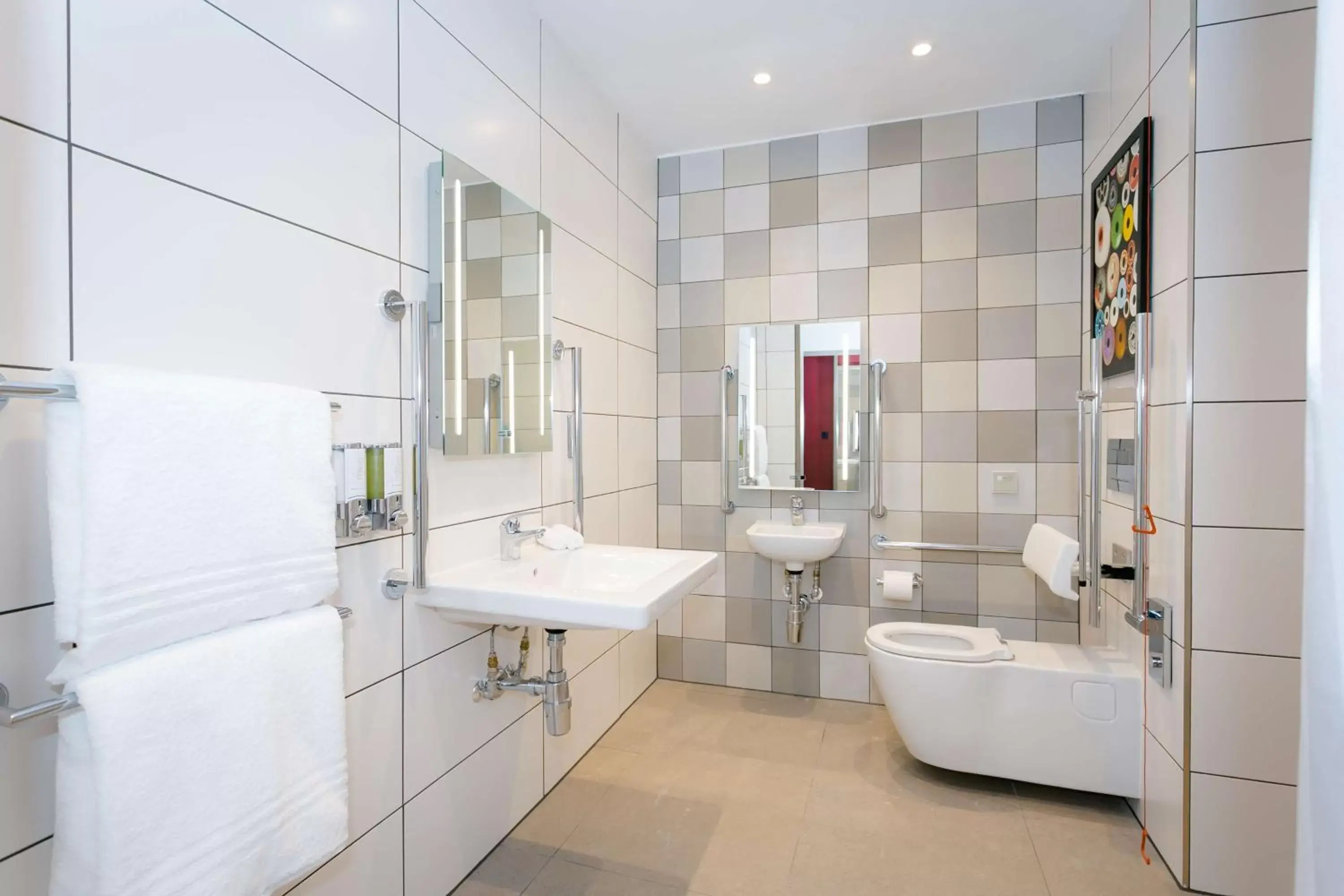 Bathroom in Hampton By Hilton Blackburn