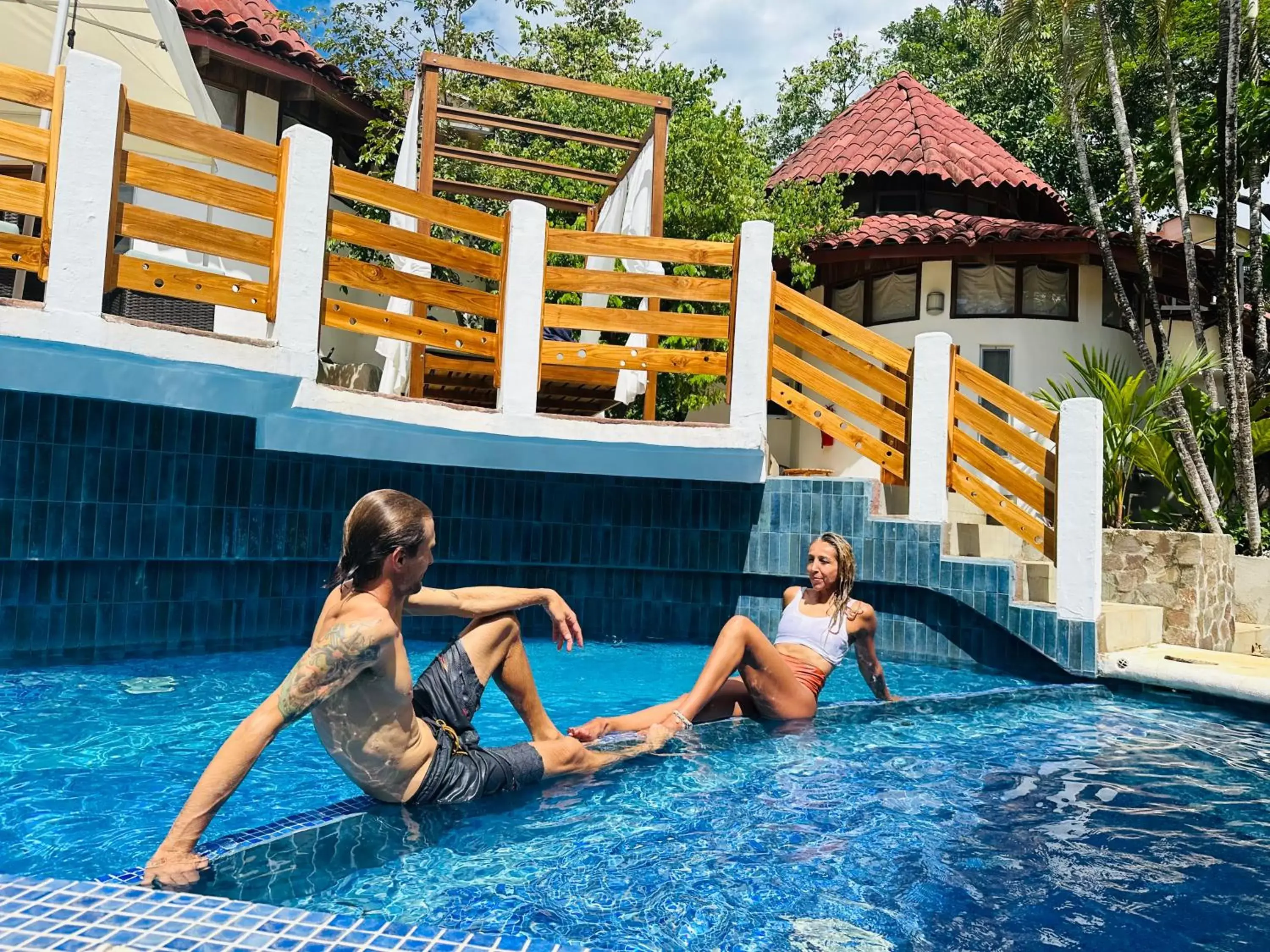 Swimming Pool in Hotel Luna Llena