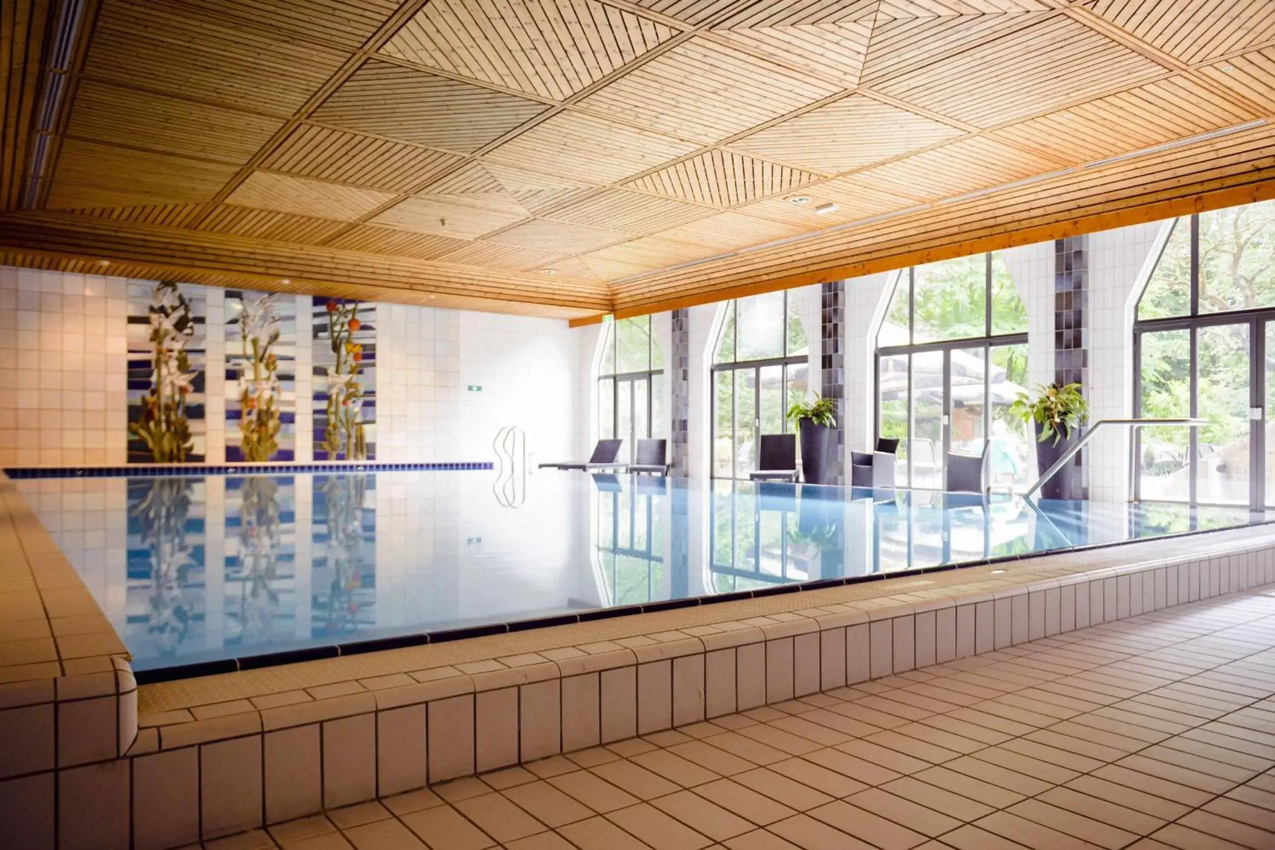 Swimming Pool in Fletcher Hotel Restaurant Epe-Zwolle