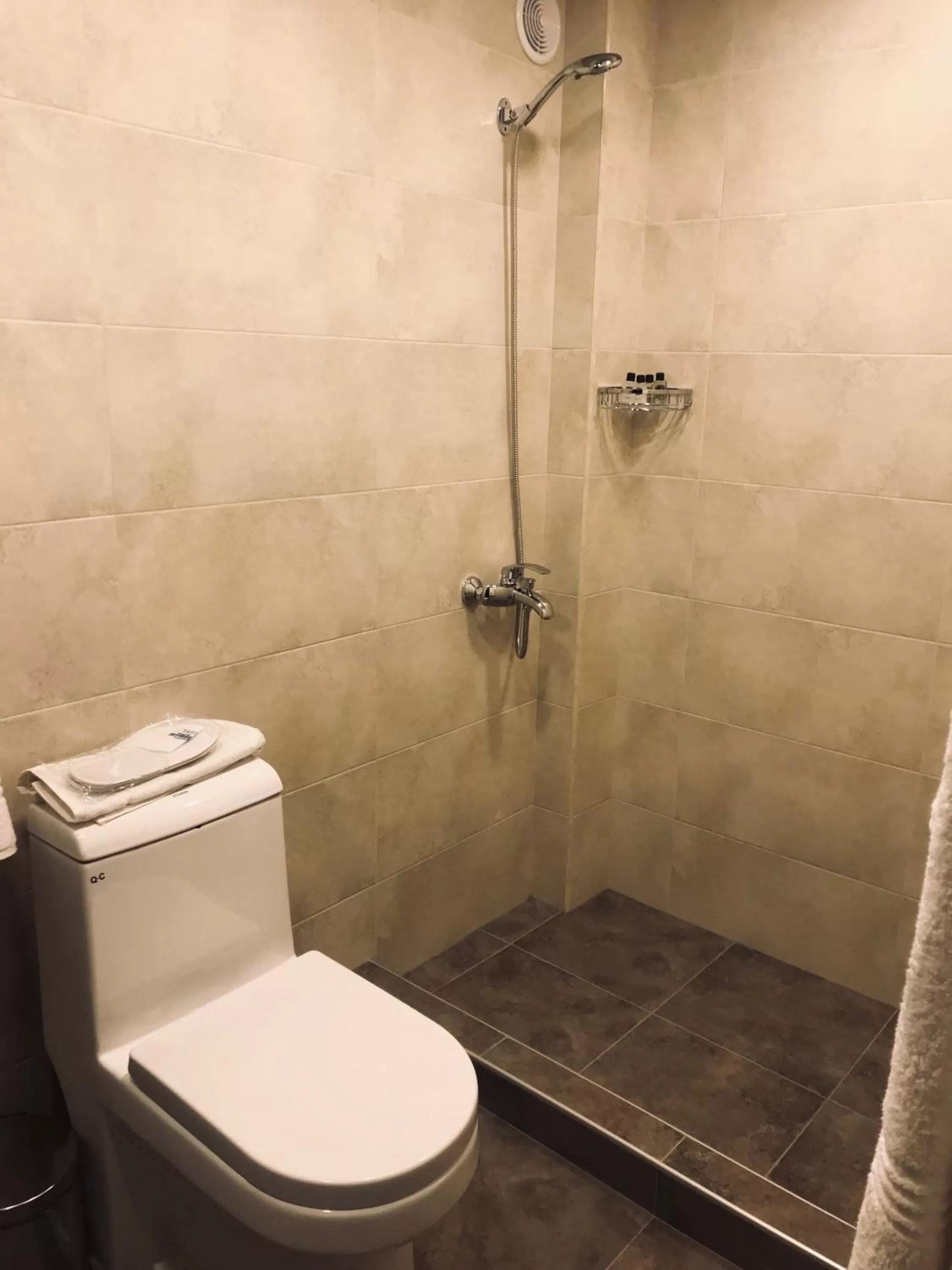 Bathroom in Eridana Hotel