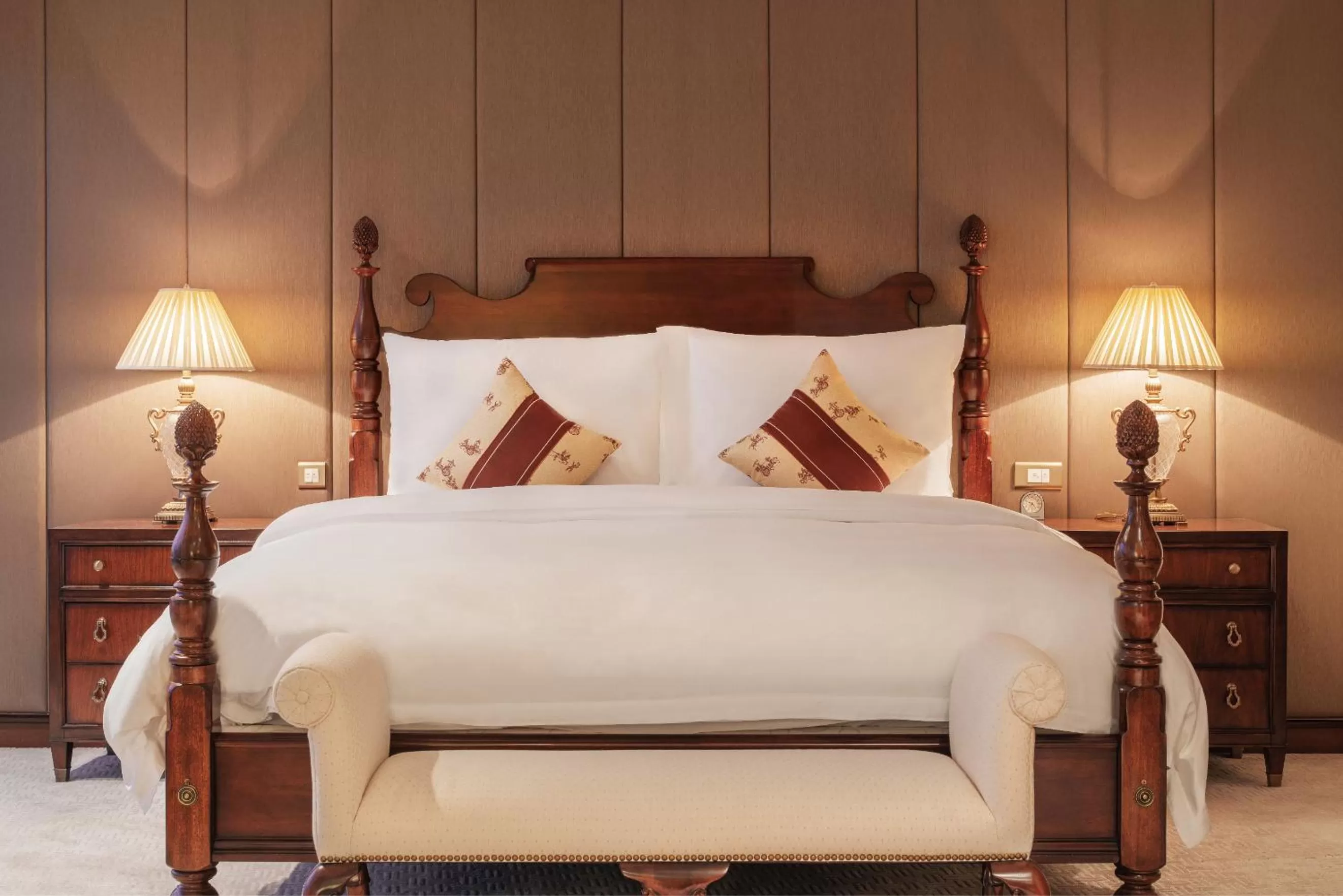 Bed in Hotel Nikko Dalian