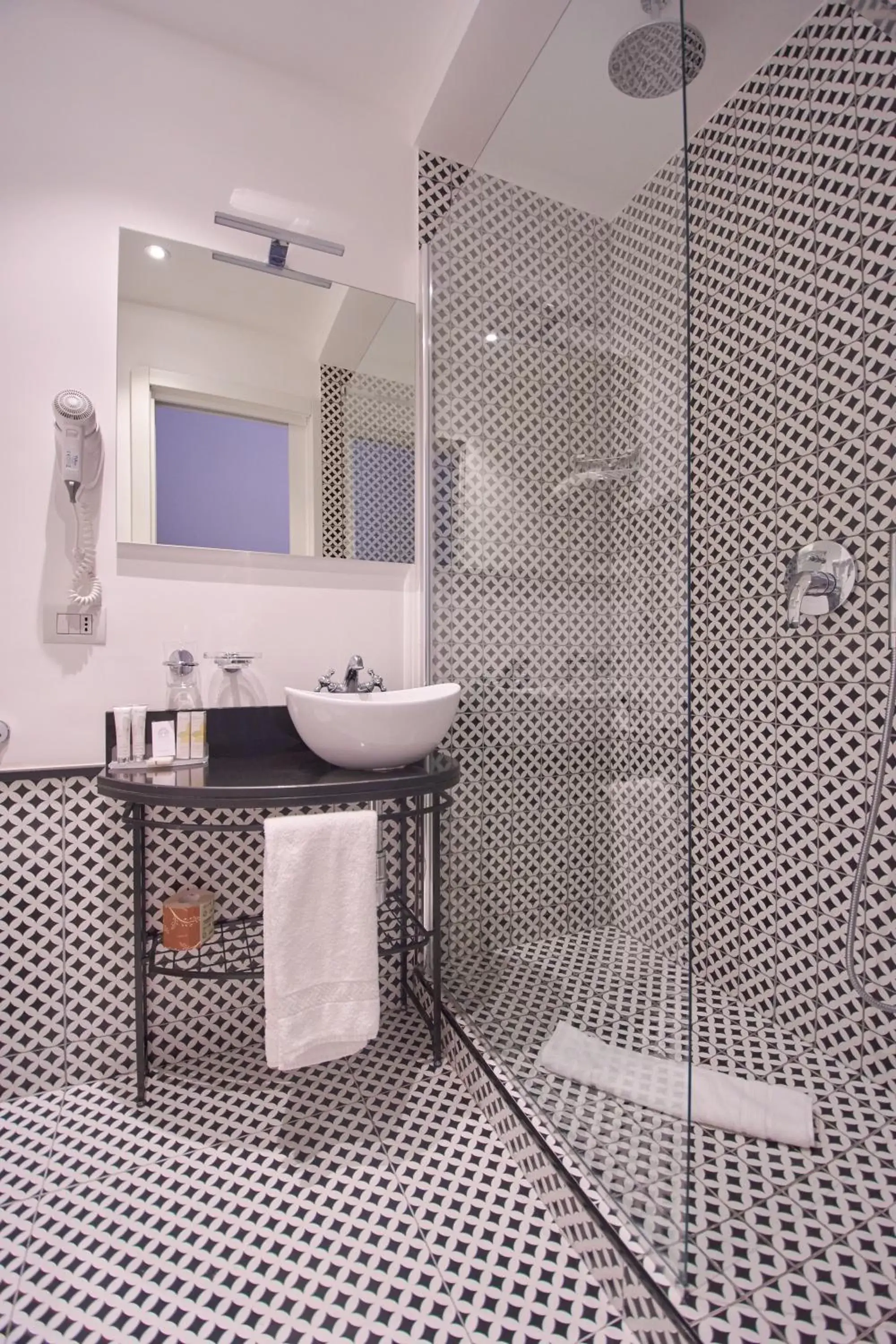 Bathroom in Boutique Hotel Metro 900