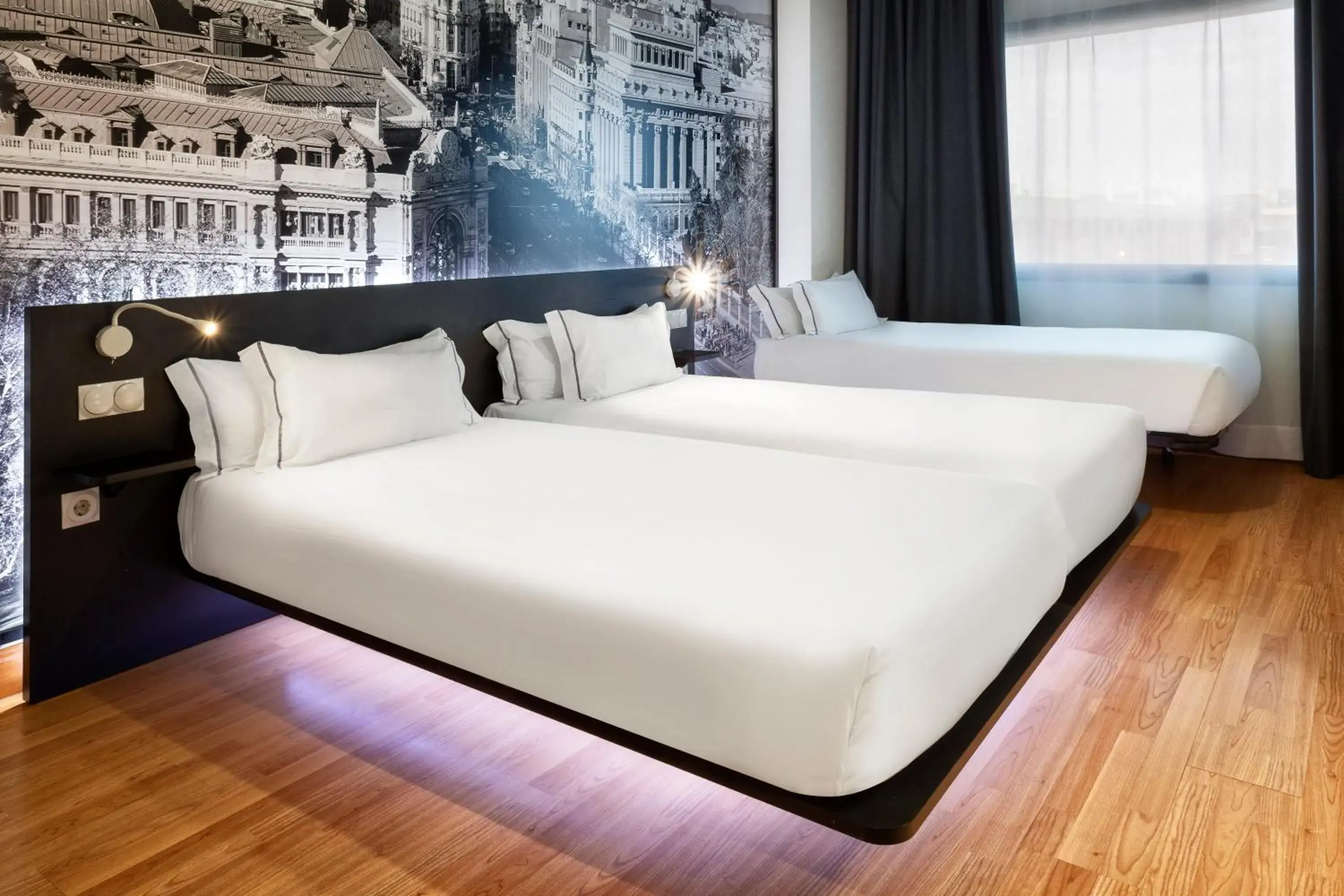 Bedroom, Bed in B&B HOTEL Madrid Aeropuerto T4