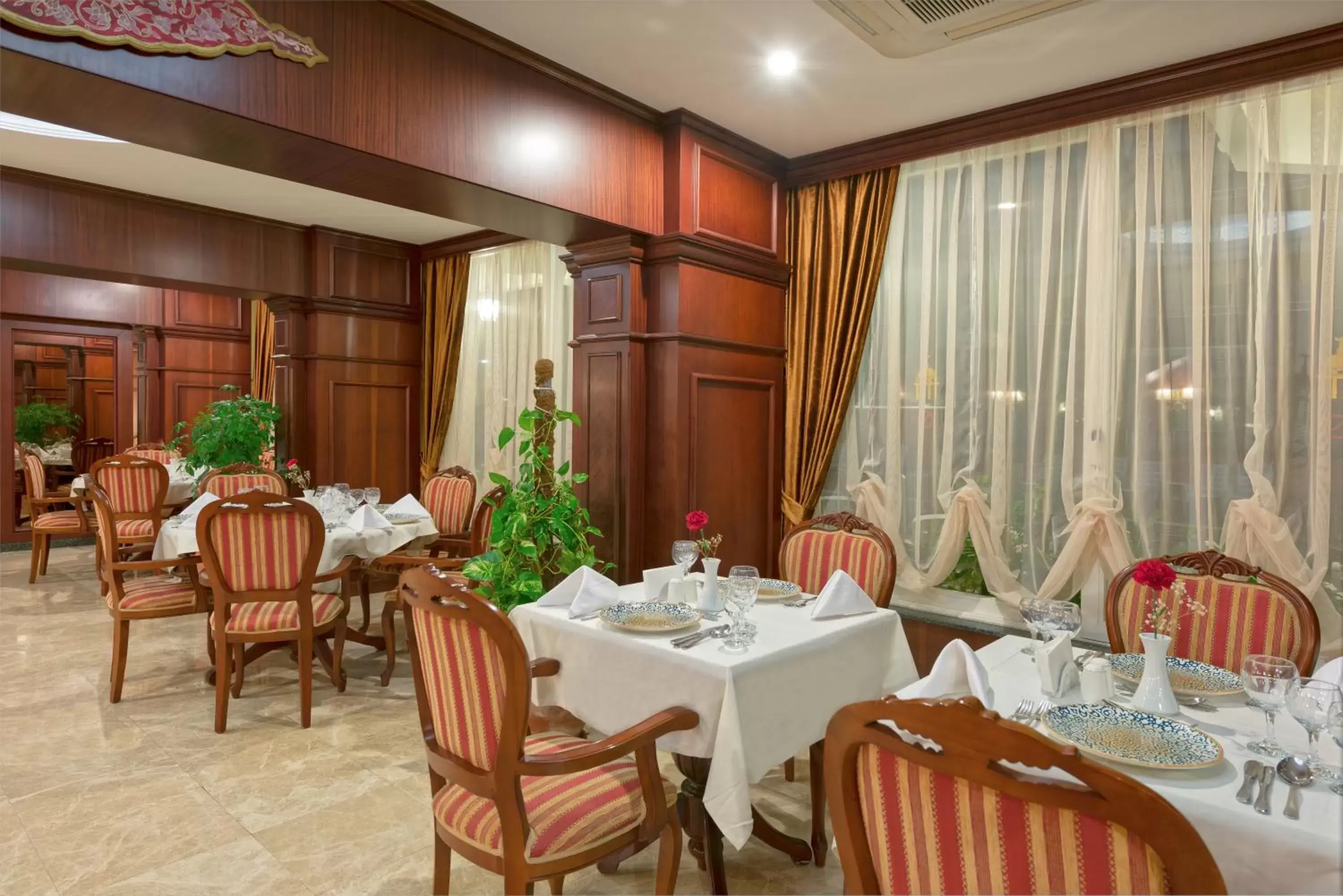 Restaurant/Places to Eat in Museum Hotel Antique Roman Palace - Adults Only Ultra All Inclusive