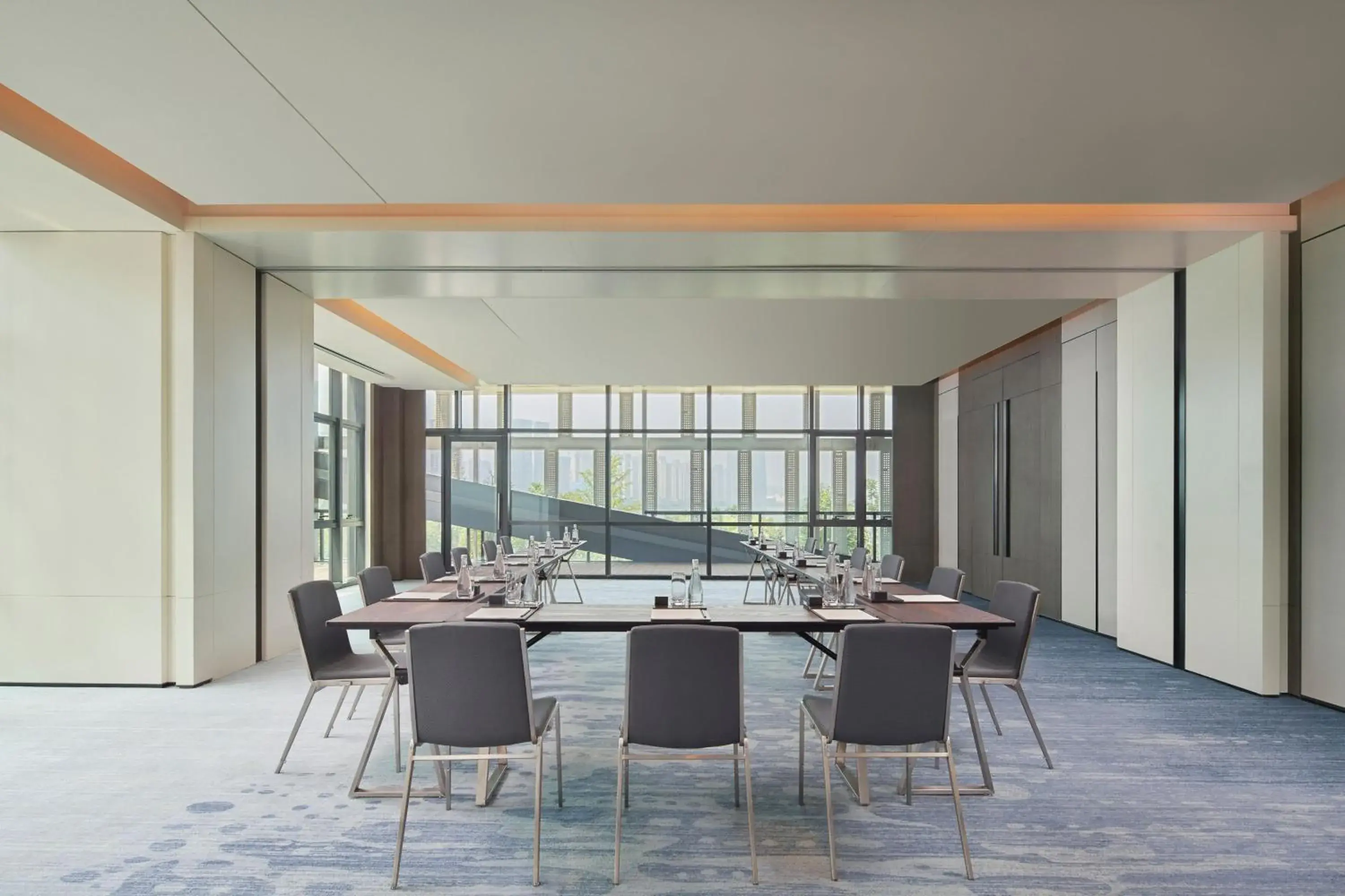 Meeting/conference room in The Meixi Lake, Changsha Marriott Executive Apartments