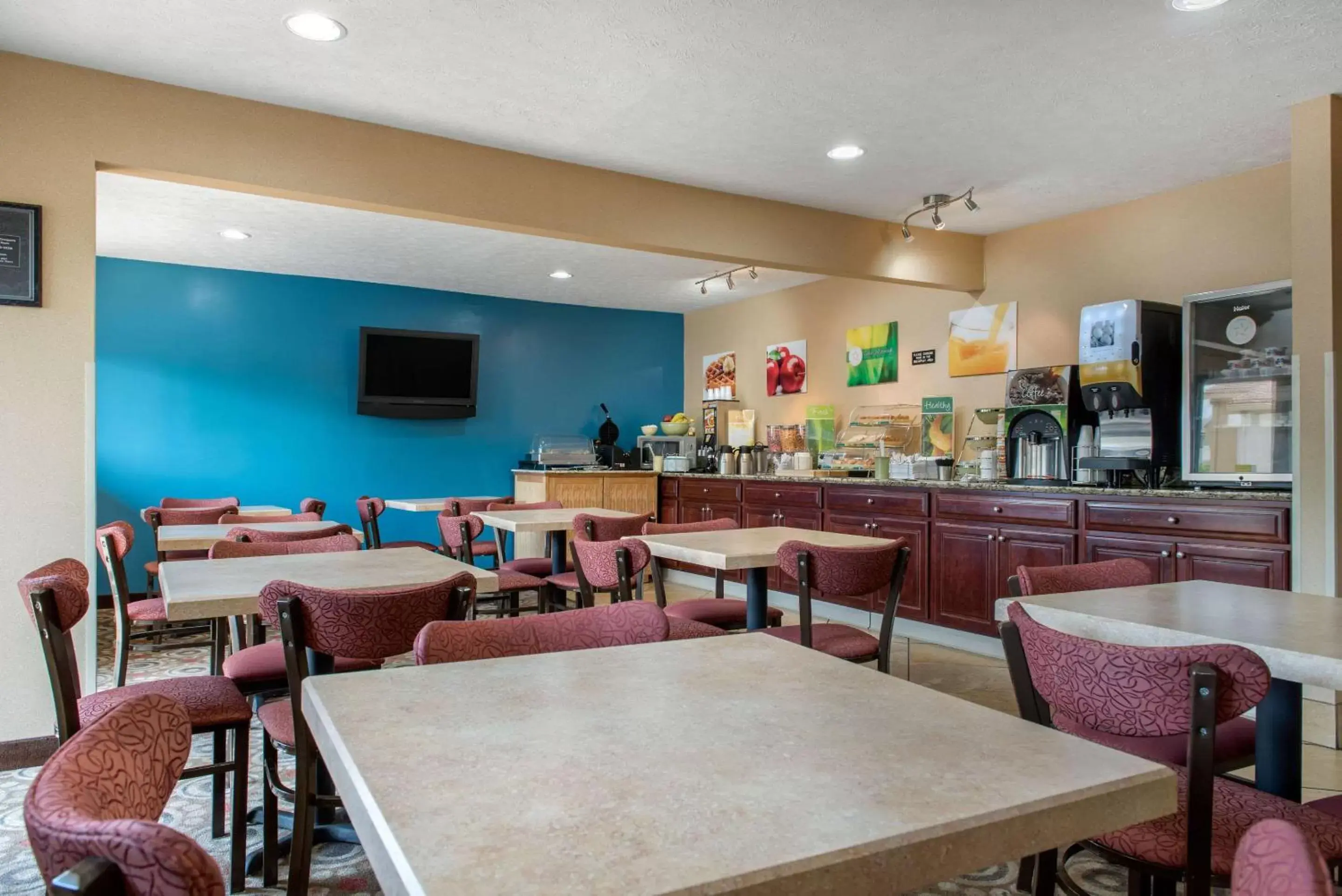 Breakfast, Restaurant/Places to Eat in Quality Inn Columbus-East