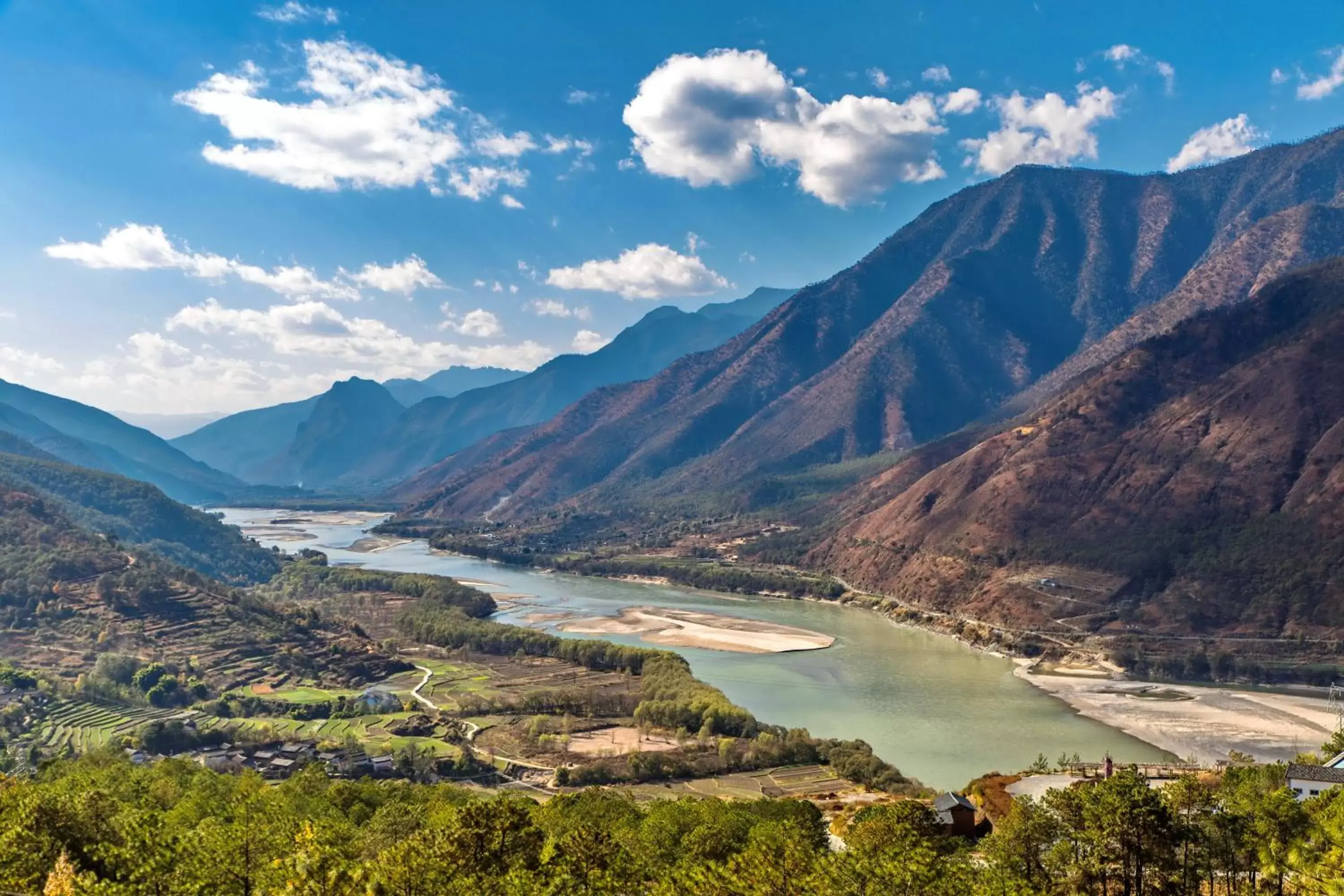 Natural landscape in Banyan Tree Lijiang