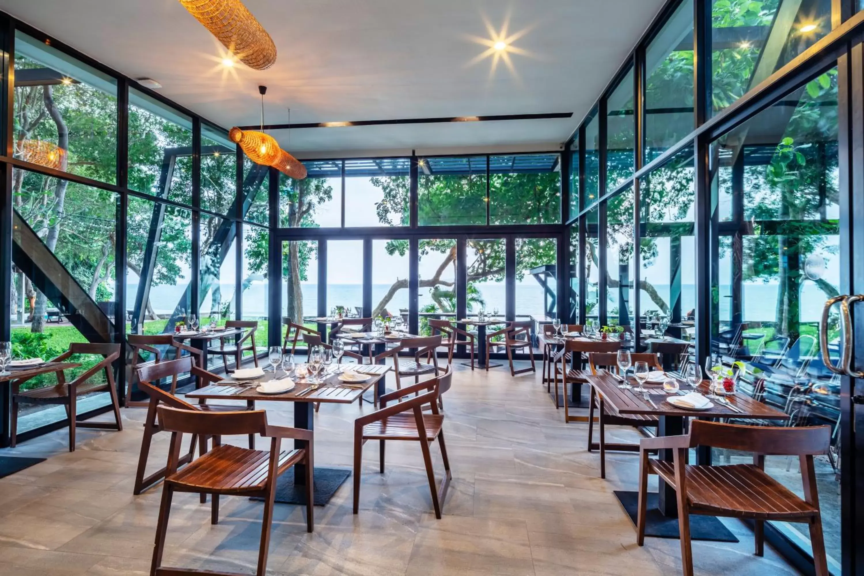 Restaurant/Places to Eat in The Monttra Pattaya - SHA Extra Plus Restaurant/Places to Eat in The Monttra Pattaya - SHA Extra Plus