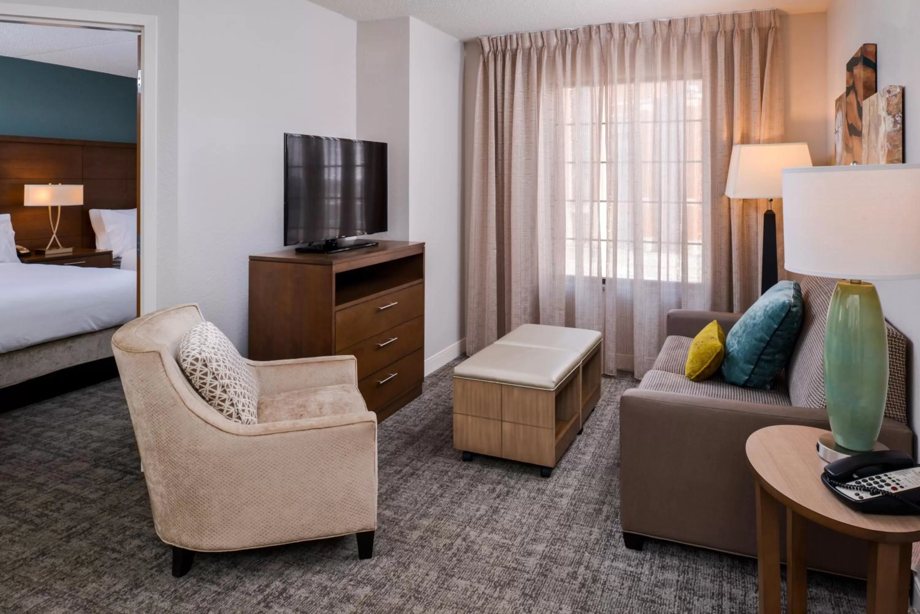 Photo of the whole room, Bed in Staybridge Suites Indianapolis Downtown-Convention Center by IHG