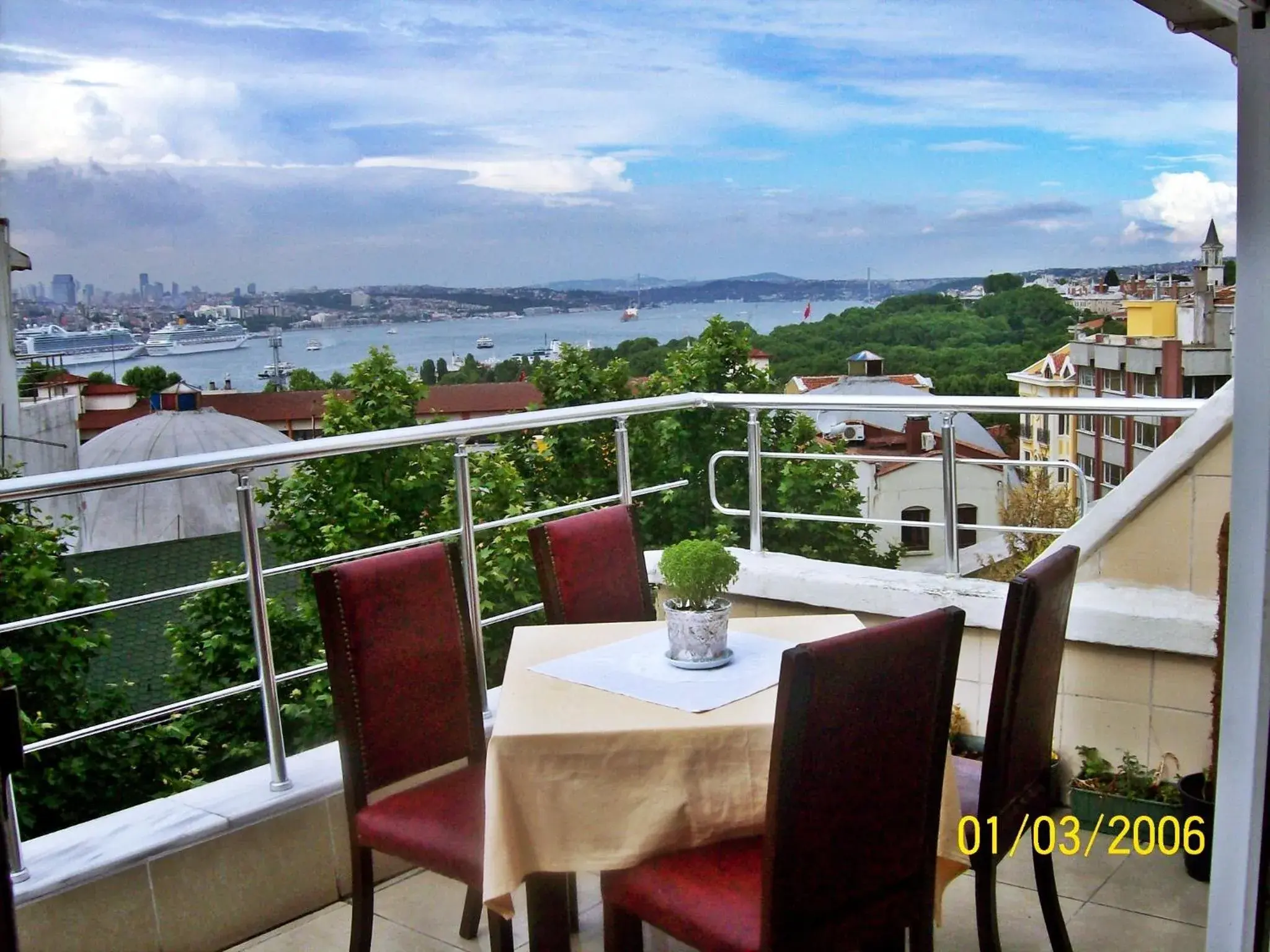 Balcony/Terrace in Meddusa Hotel Istanbul