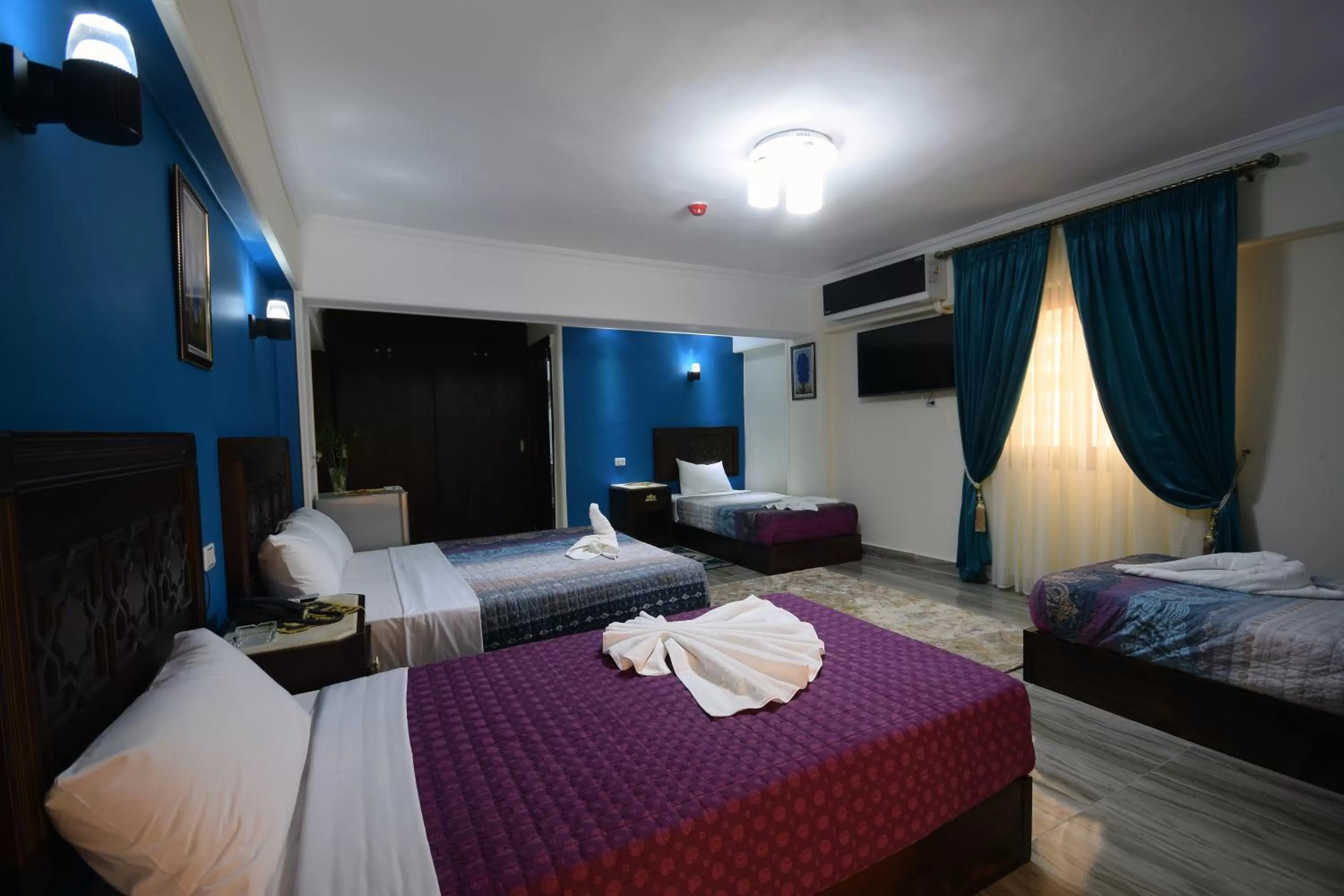 Photo of the whole room, Bed in Amin Hotel