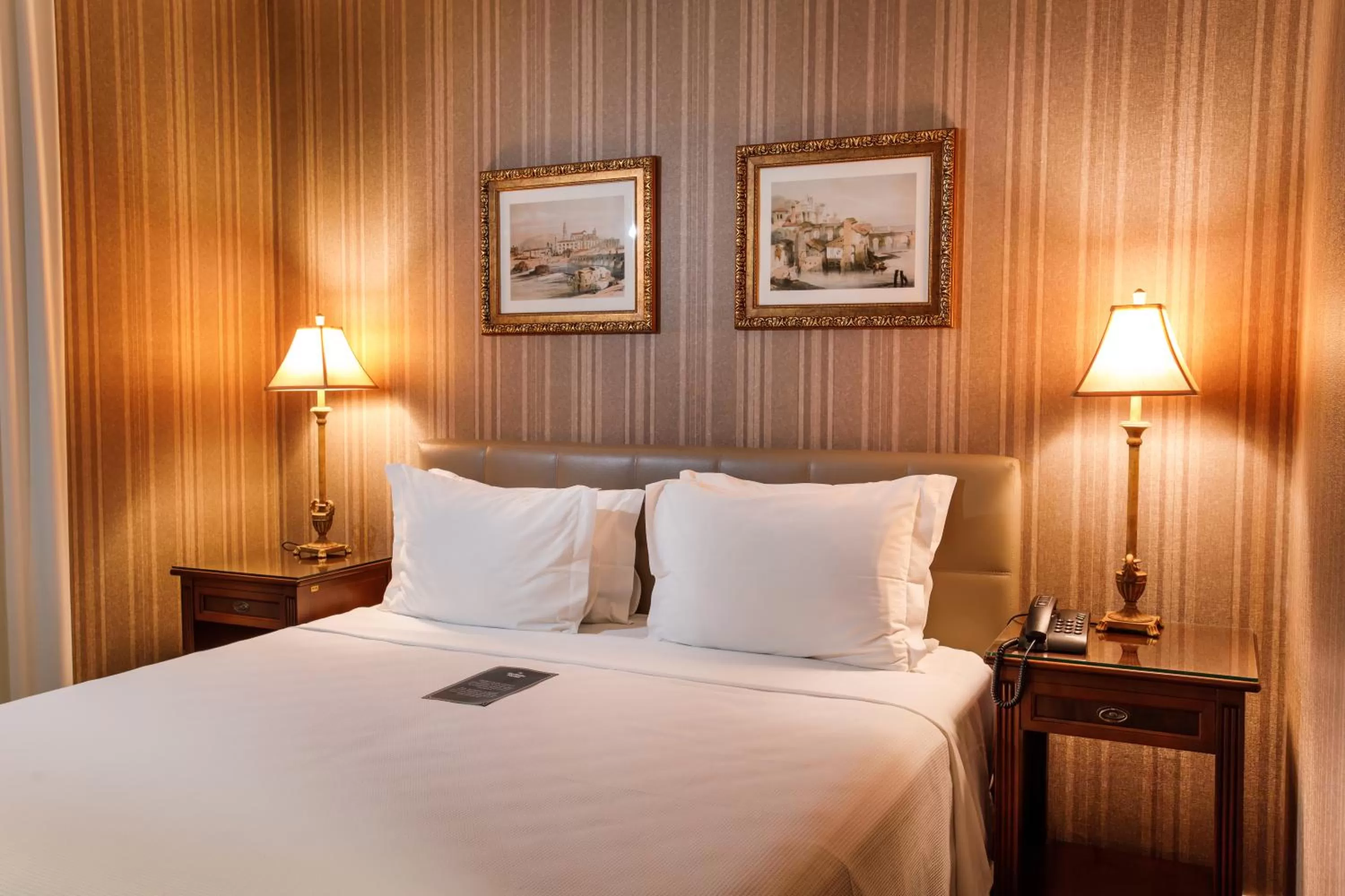 Bed in Sofistic Hotel