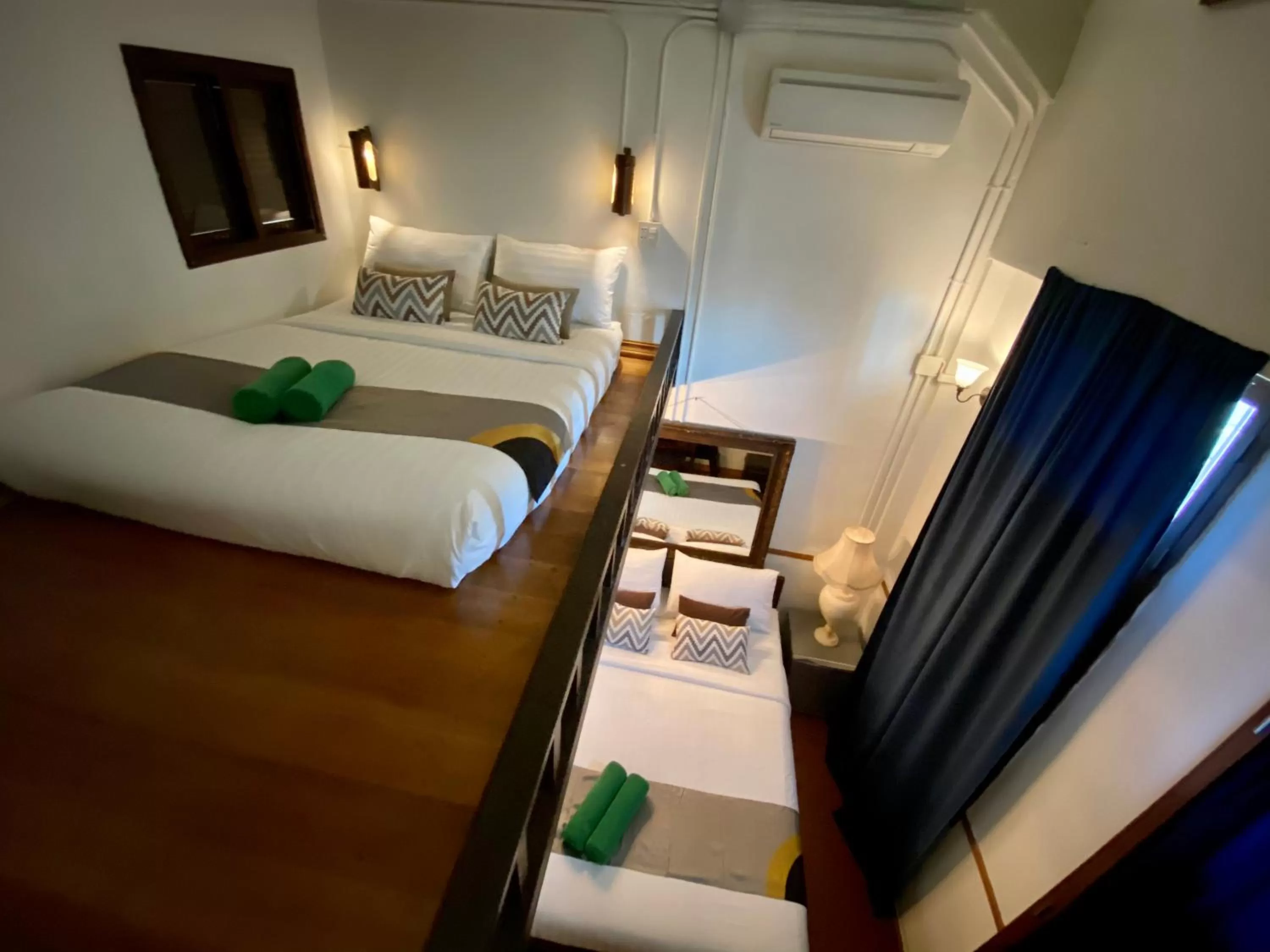 Bed in 103 - Bed and Brews