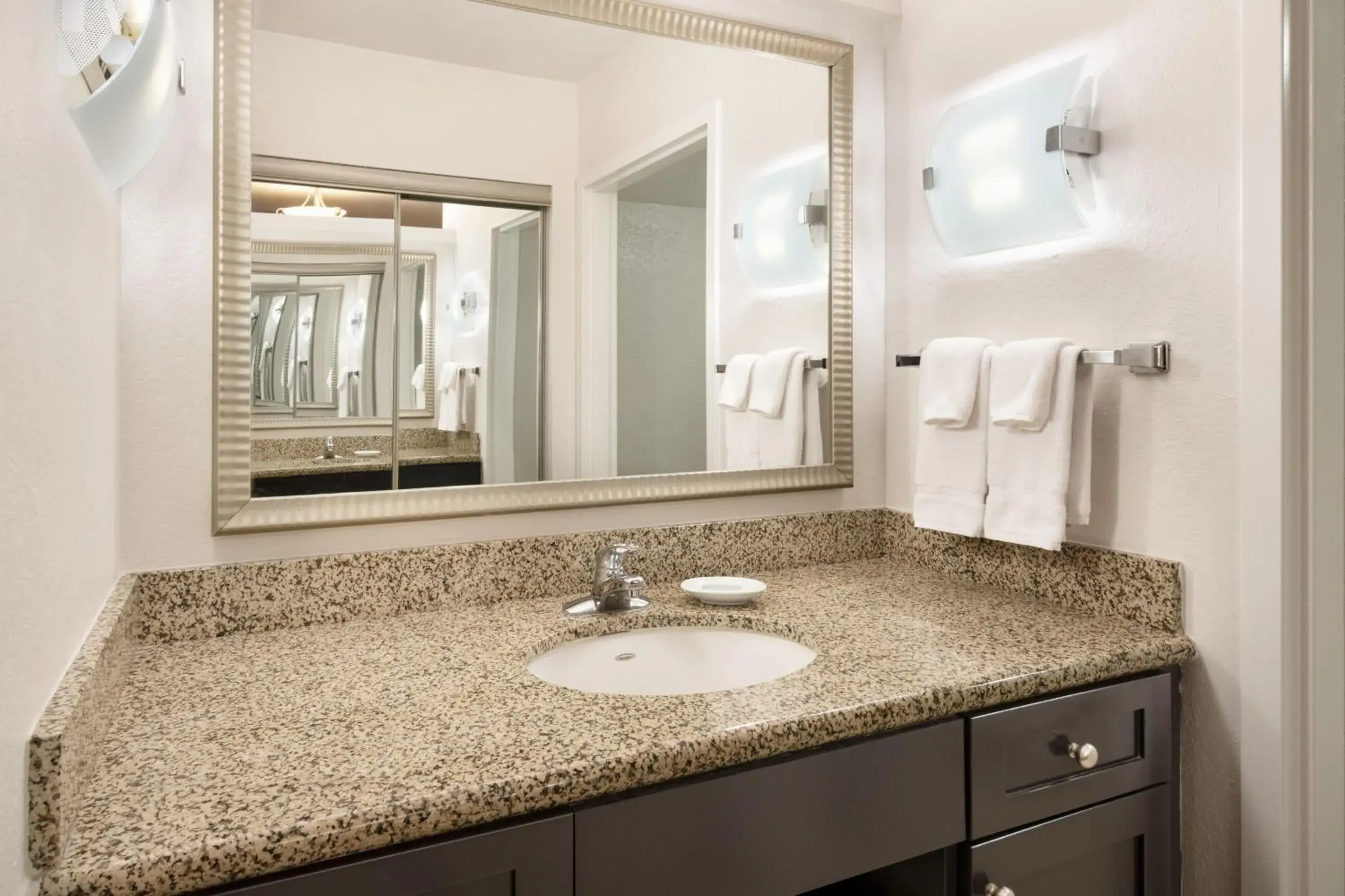 Bathroom in Residence Inn by Marriott Daytona Beach Speedway/Airport