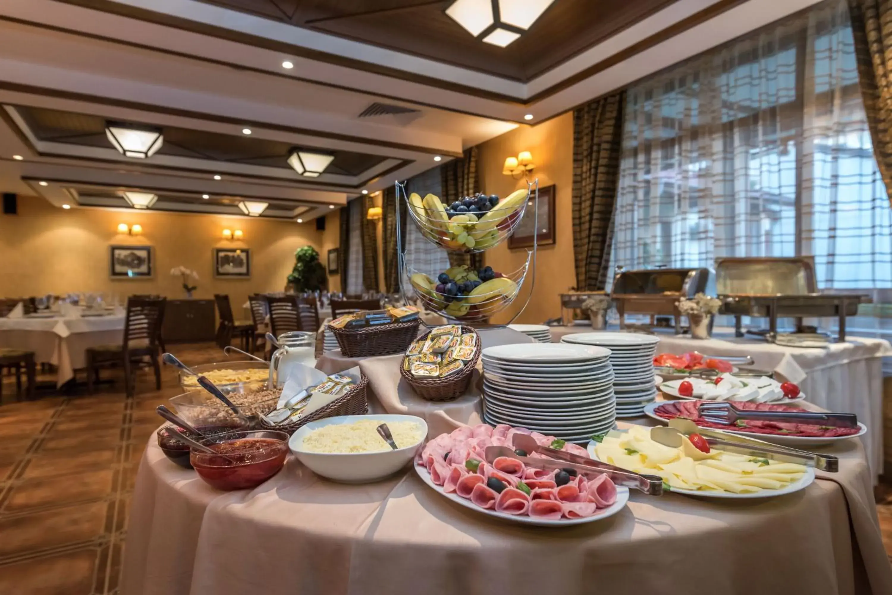 Buffet breakfast in Evelina Palace Hotel