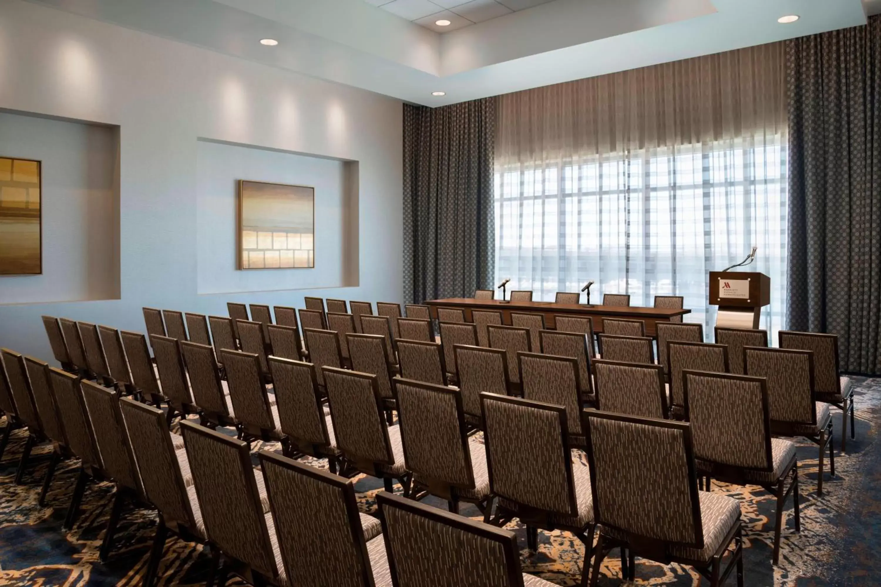 Meeting/conference room in Buffalo Marriott at LECOM HARBORCENTER