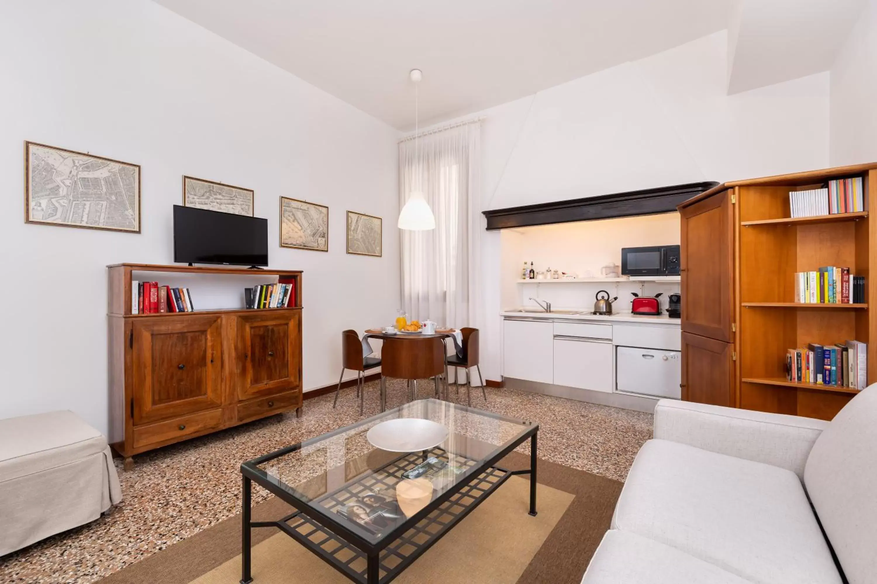 Living room in Residence Ca' Foscolo Living room in Residence Ca' Foscolo