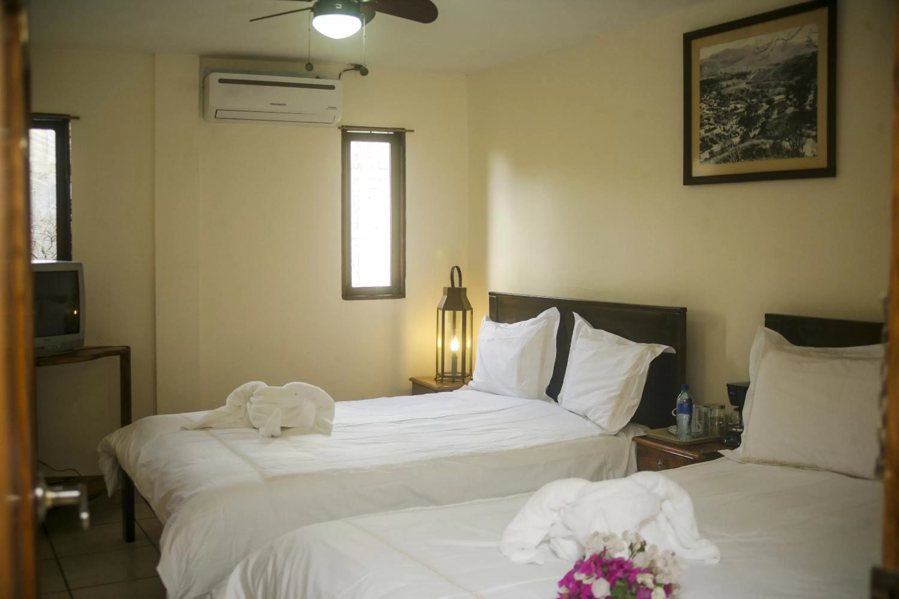 Photo of the whole room, Bed in Hotel La Estación