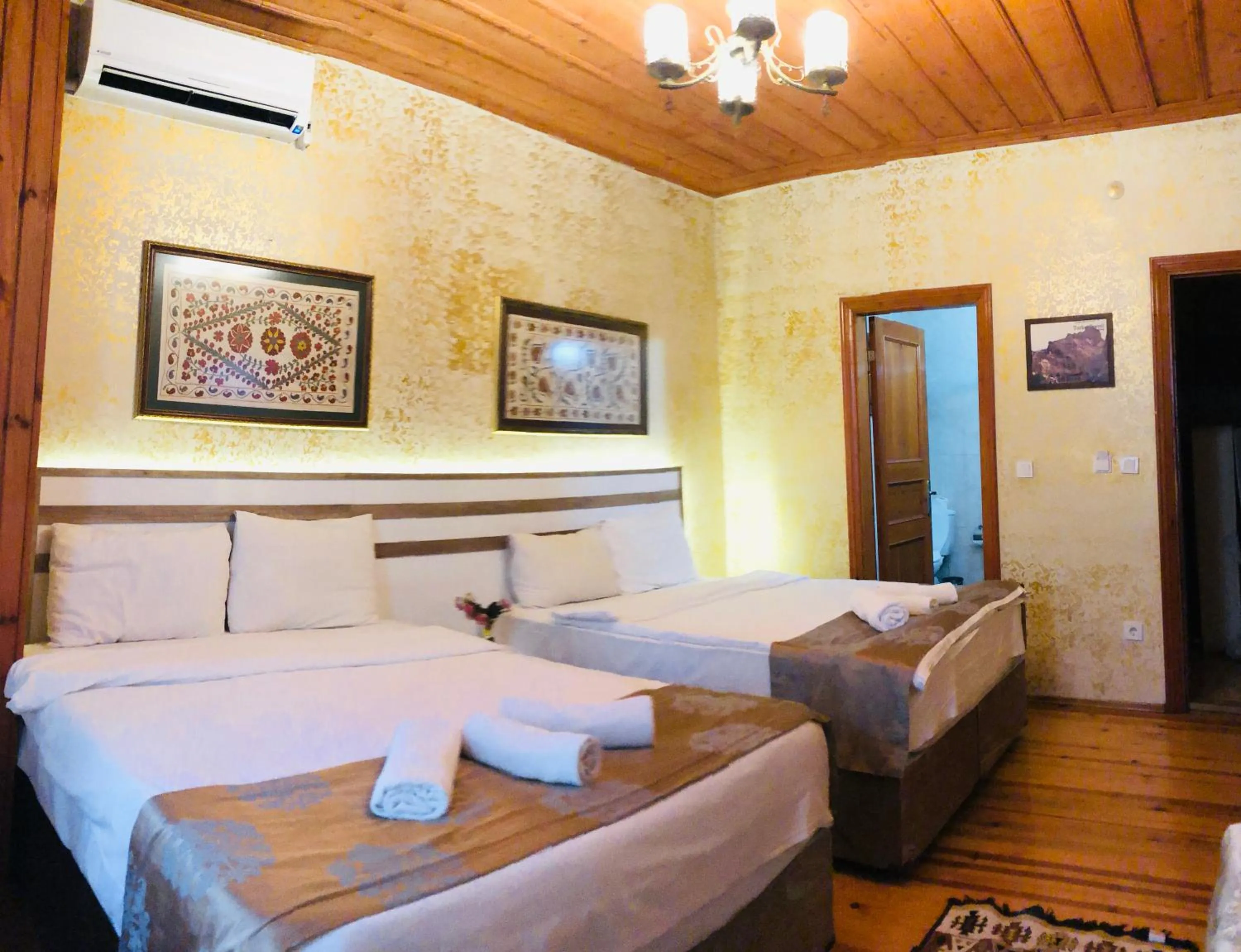 Decorative detail, Bed in Art City Hotel Istanbul