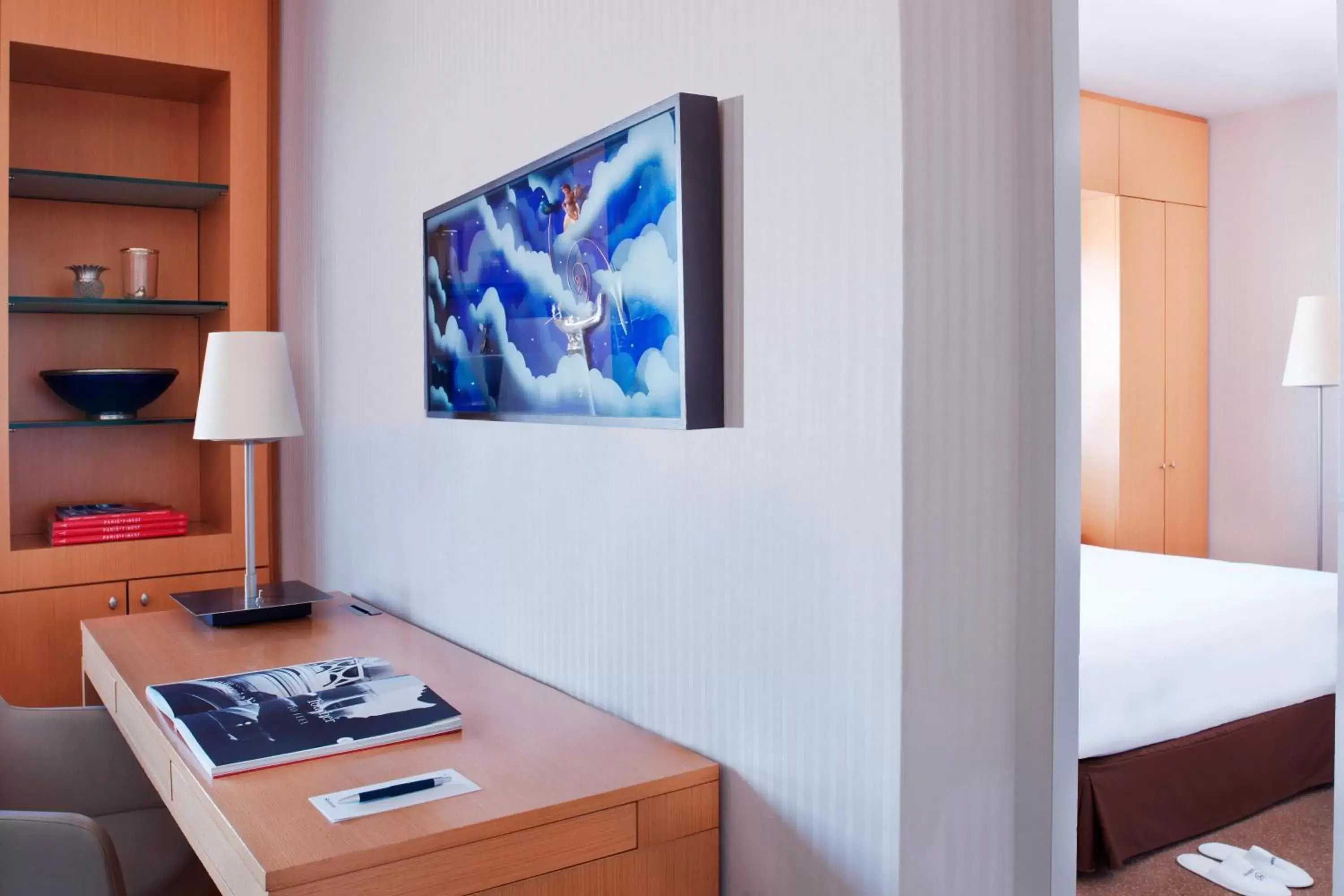 Photo of the whole room, TV/Entertainment Center in Sheraton Paris Charles de Gaulle Airport Hotel