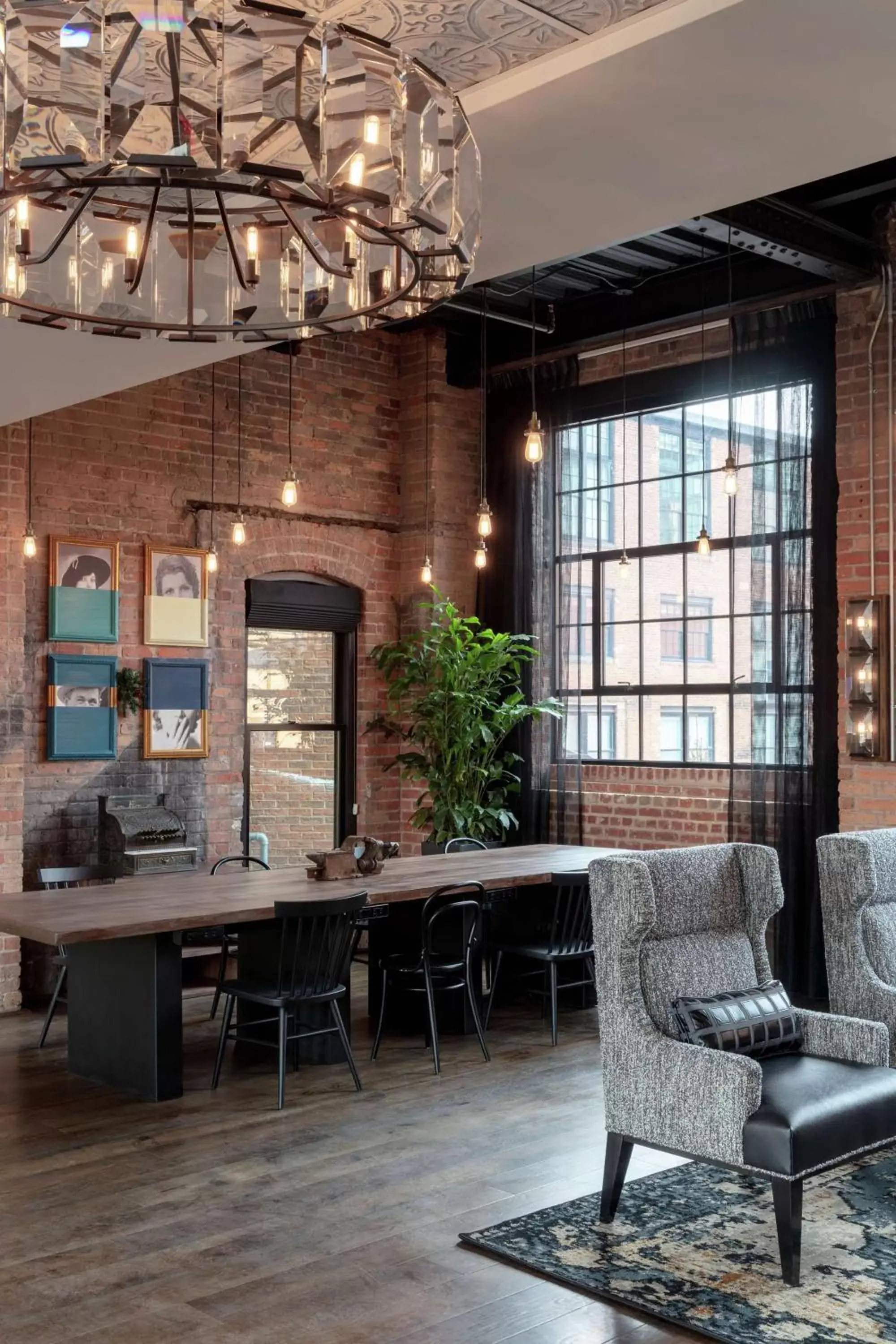 Property building in Foundry Hotel Asheville, Curio Collection By Hilton