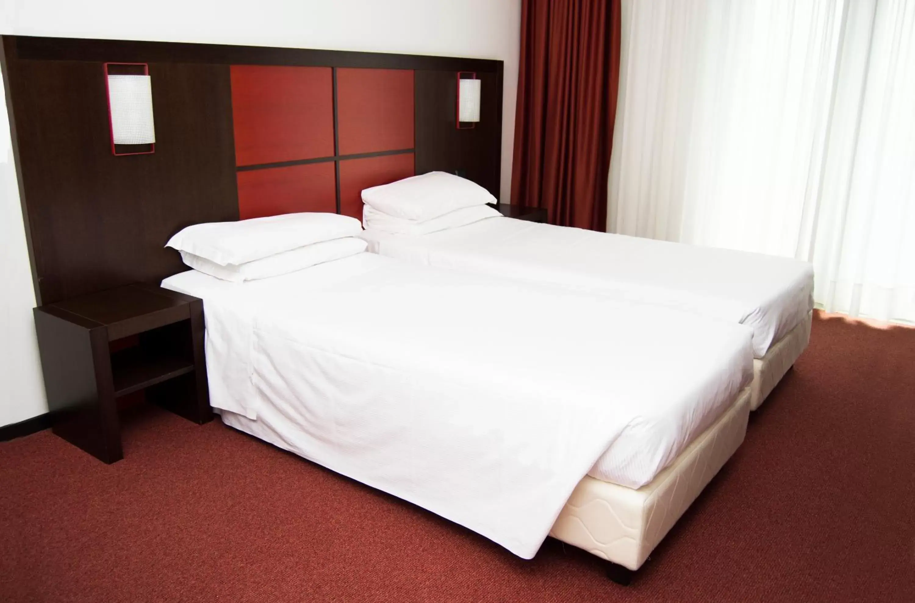 Bed in Hotel Holiday La Marca