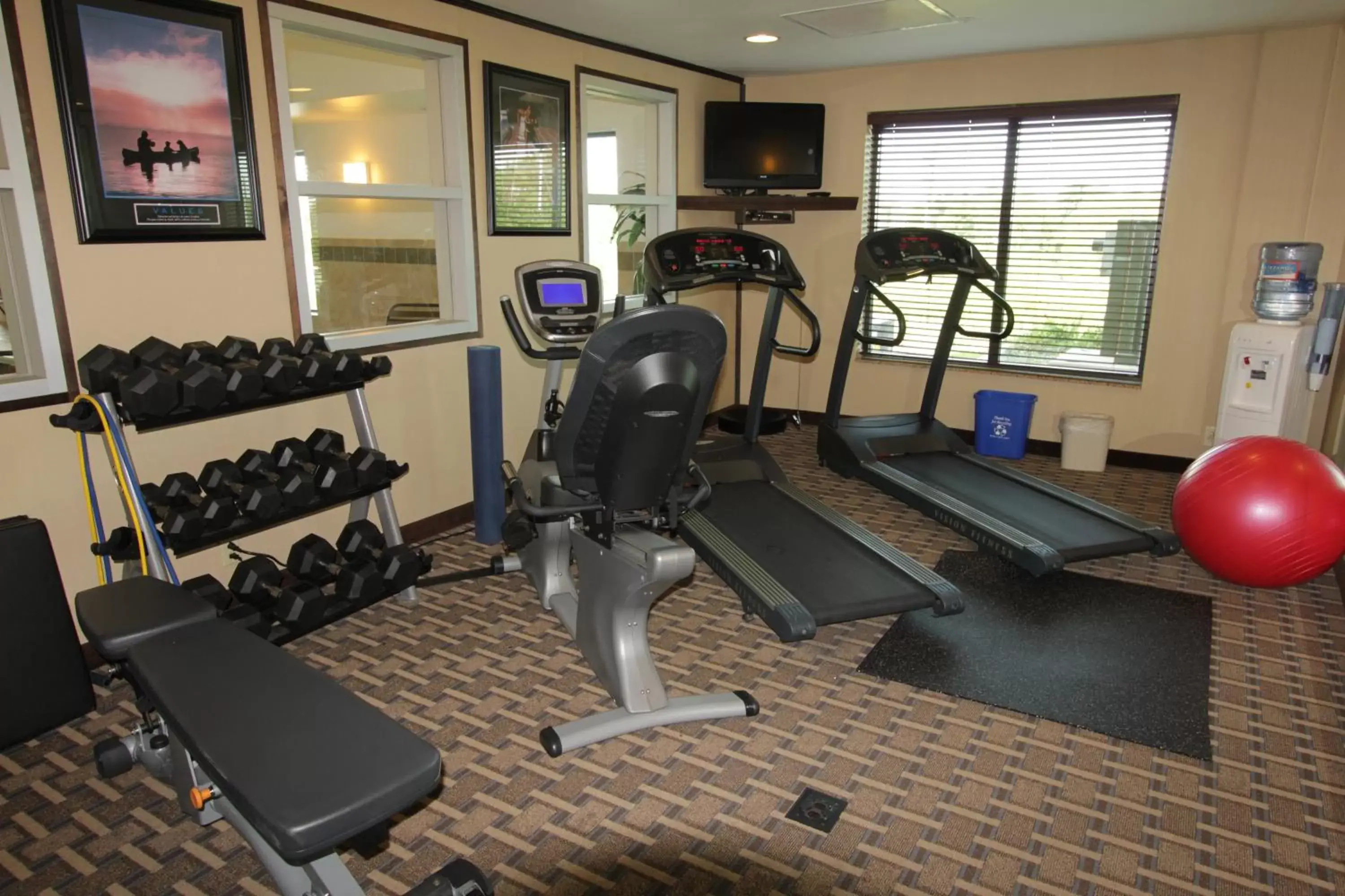 Fitness centre/facilities, Fitness Center/Facilities in Holiday Inn Express Hotel & Suites Syracuse North Airport Area, an IHG Hotel