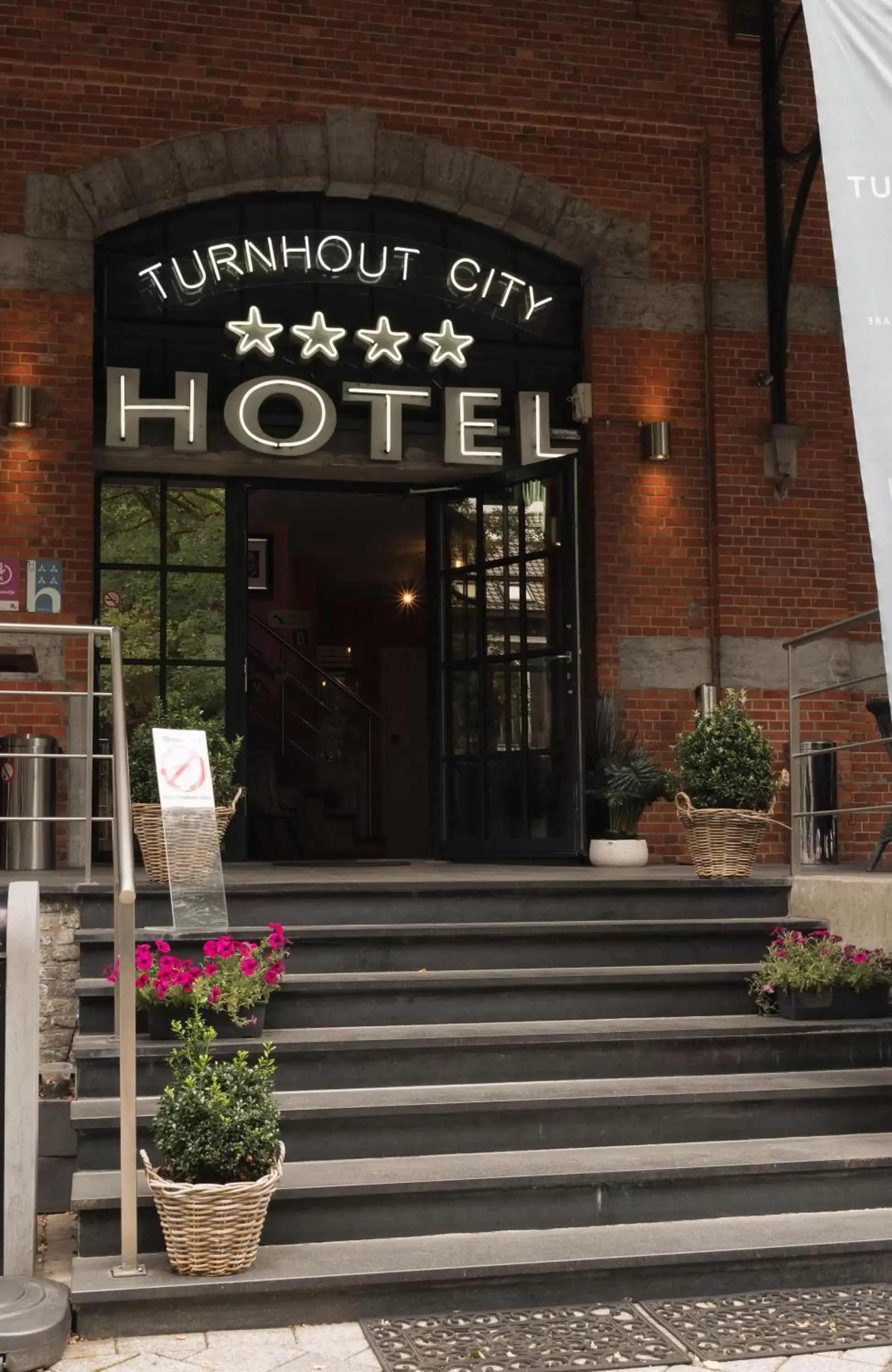 Facade/entrance in Turnhout City Hotel