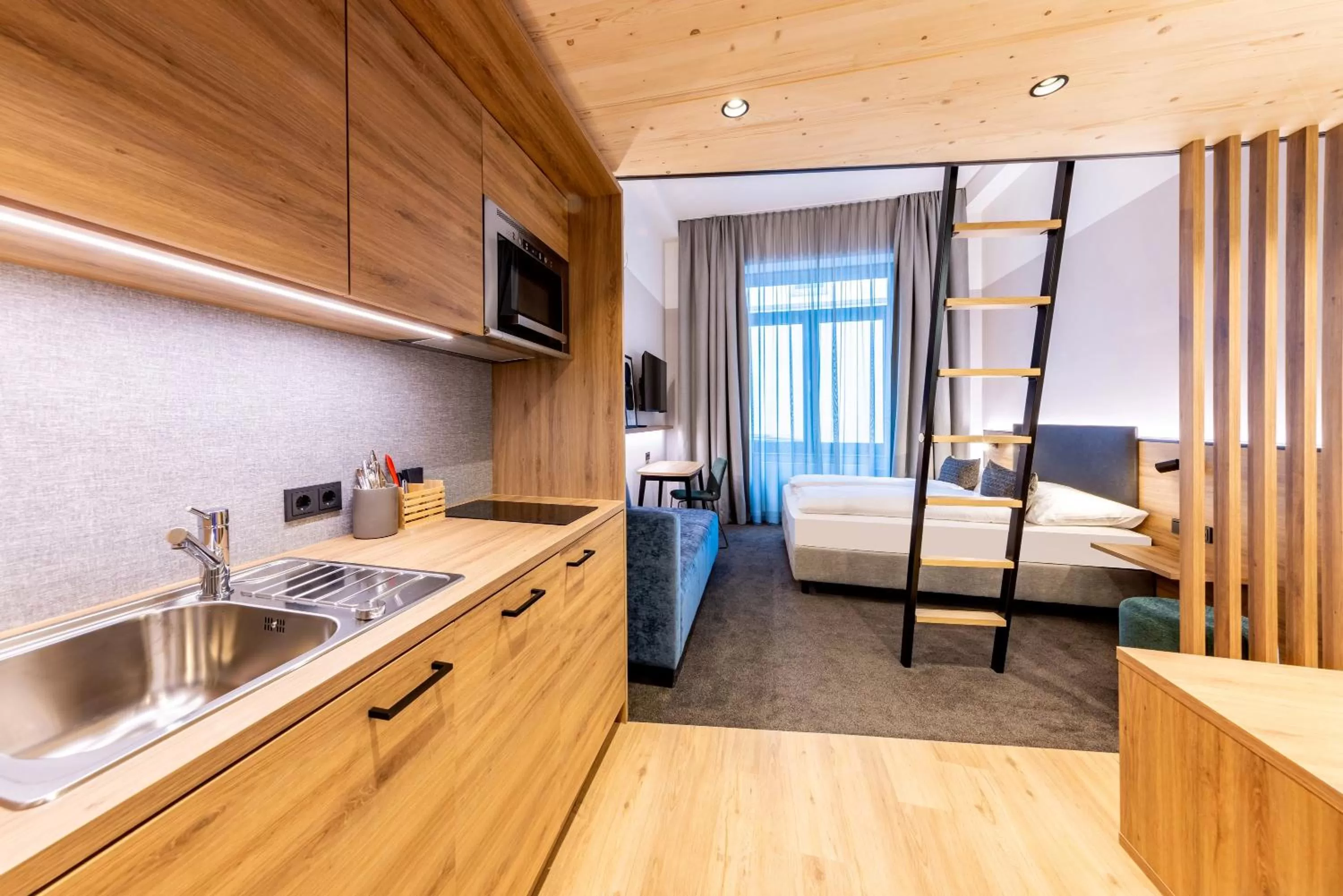 Bedroom, Bed in BOLLWERK Lifestyle Hotel, automatisiertes Hotel mit Self Check In