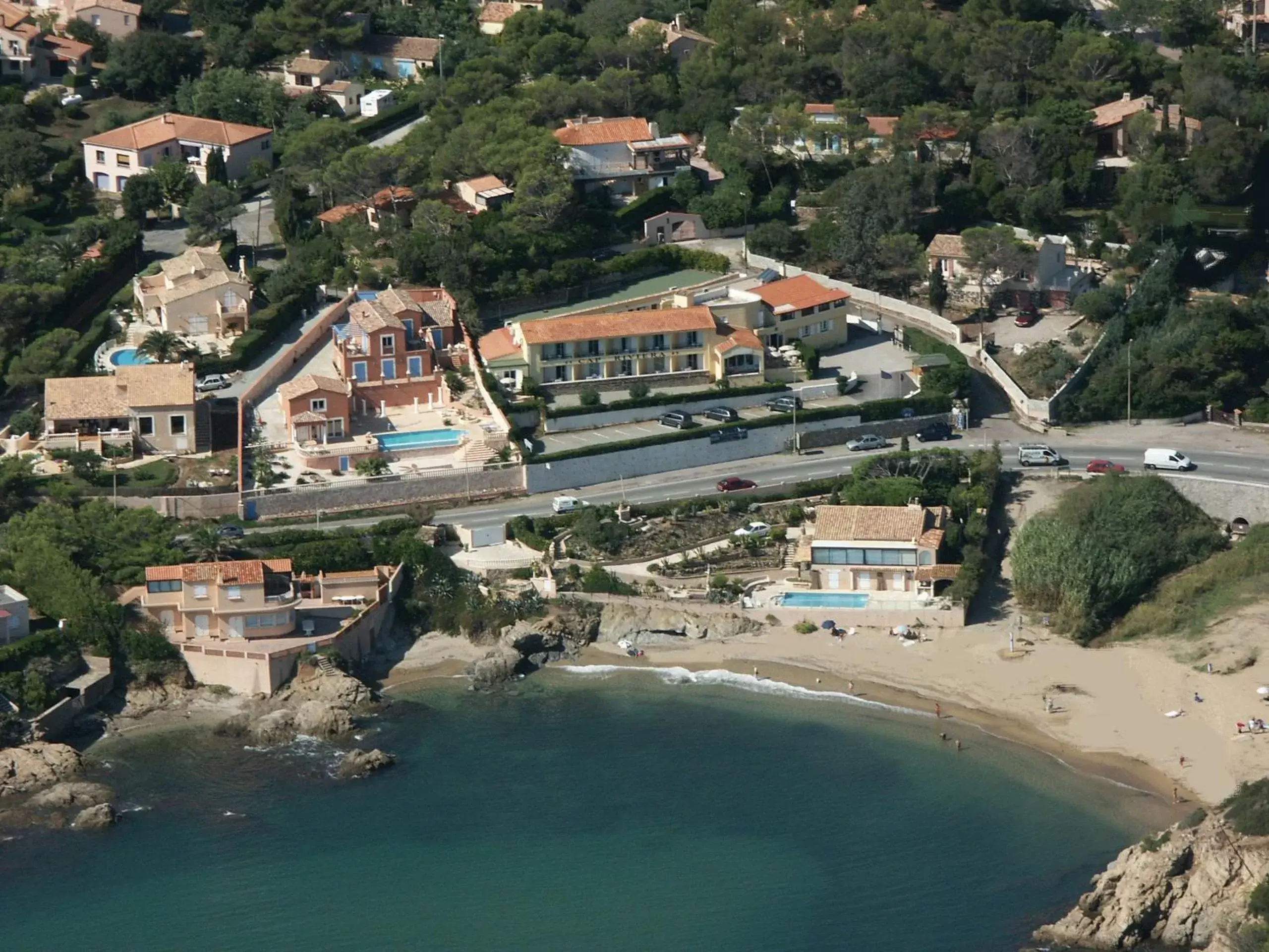 Bird's eye view, Bird's-eye View in "Cap Riviera" Hotel & Restaurant Saint Aygulf