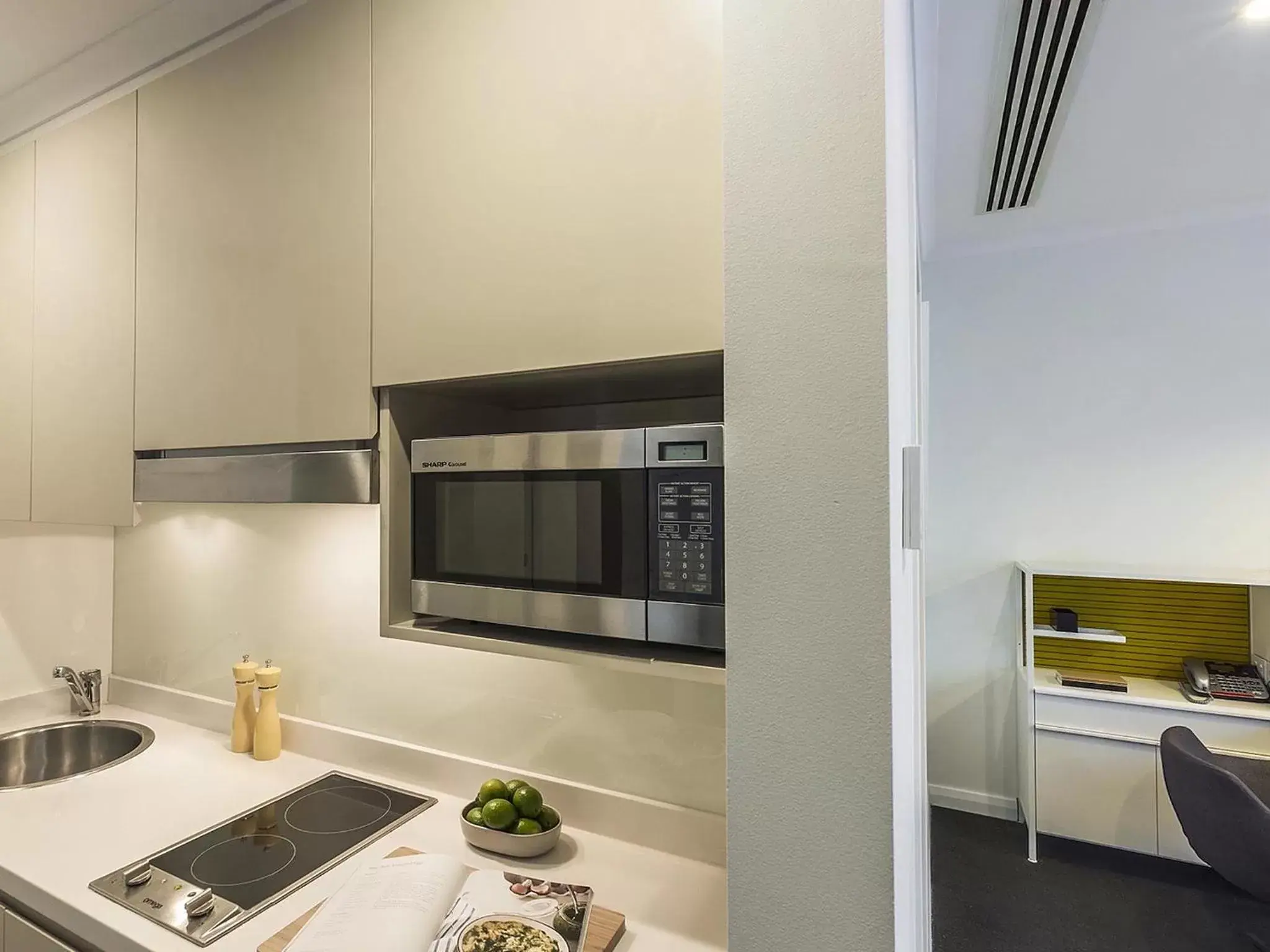 Coffee/tea facilities, Kitchen/Kitchenette in Citadines St Georges Terrace