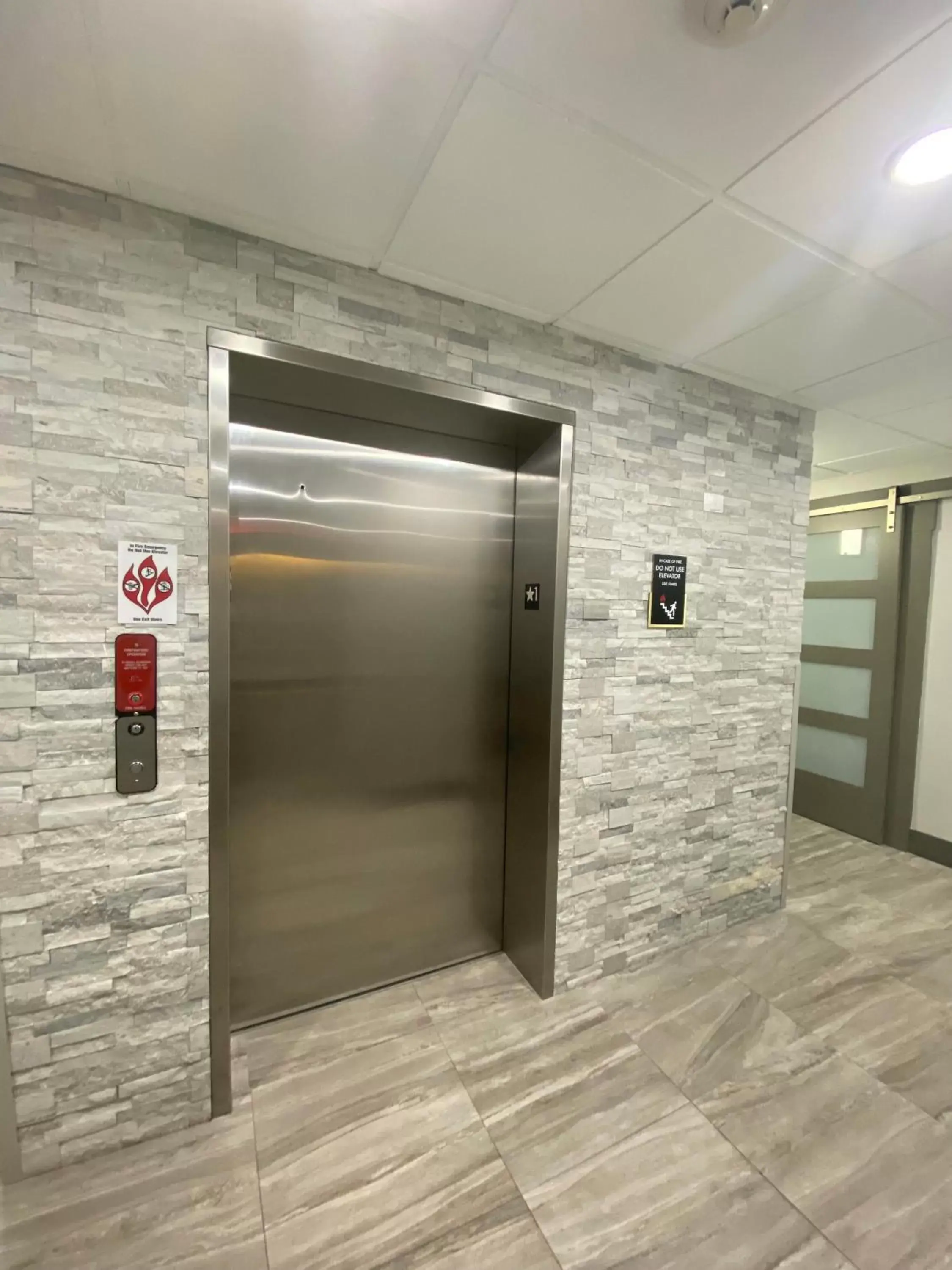 elevator, Bathroom in Best Western Plus First Coast Inn and Suites