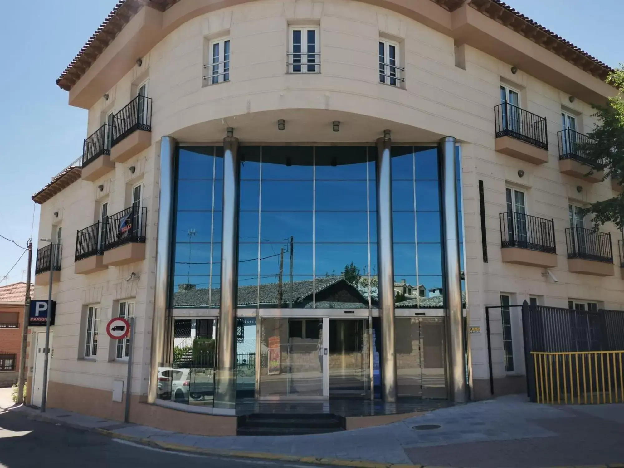 Property Building in Smart Hotel La Sagra