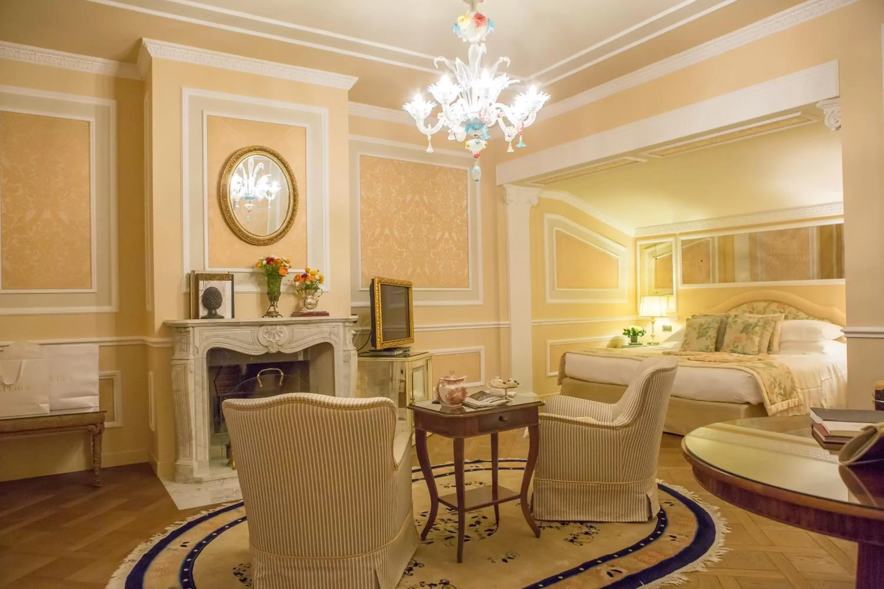 Photo of the whole room, Seating Area in Grand Hotel Majestic gia' Baglioni