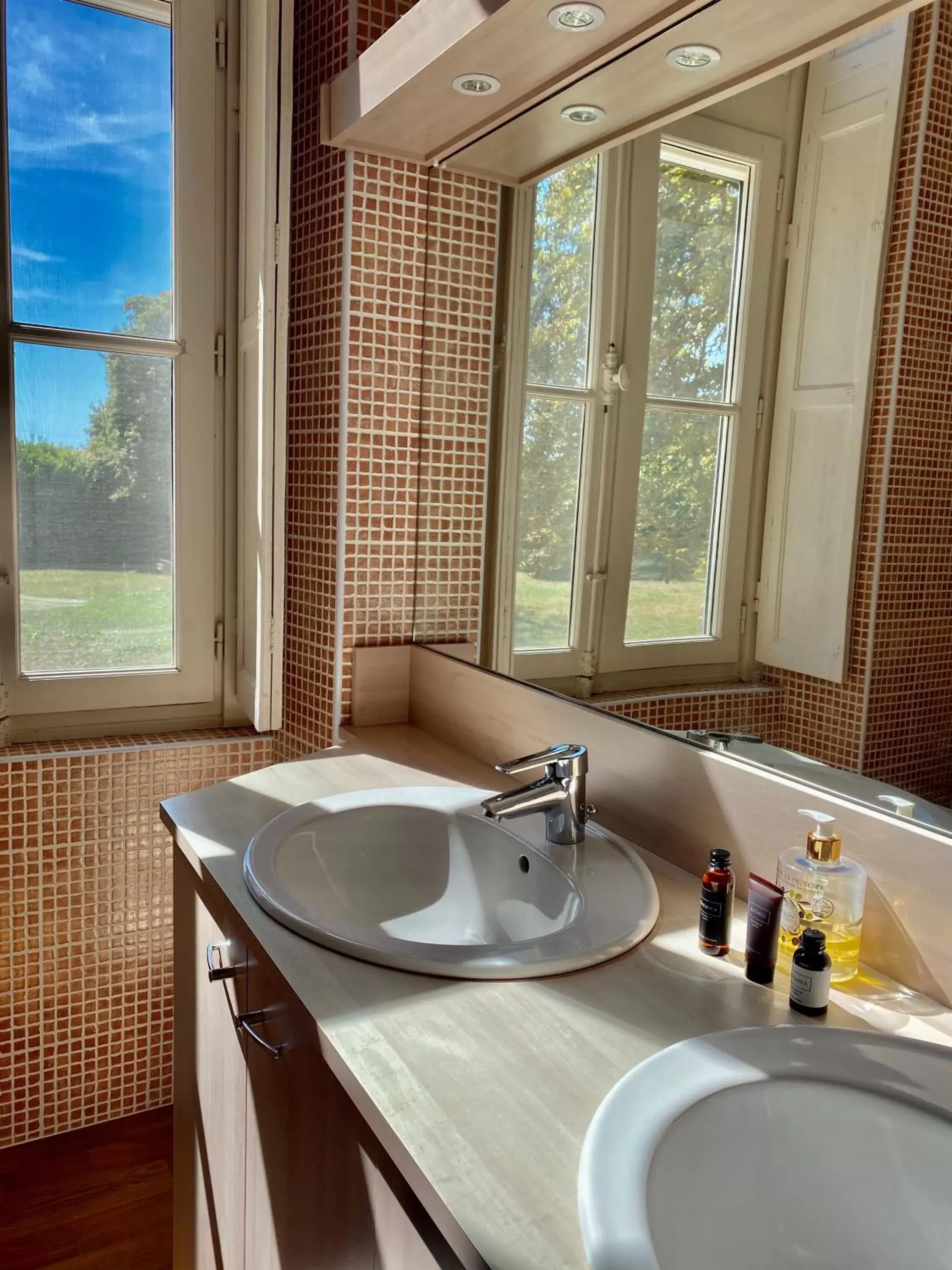 Bathroom in Château Borgeat de Lagrange - privatisation