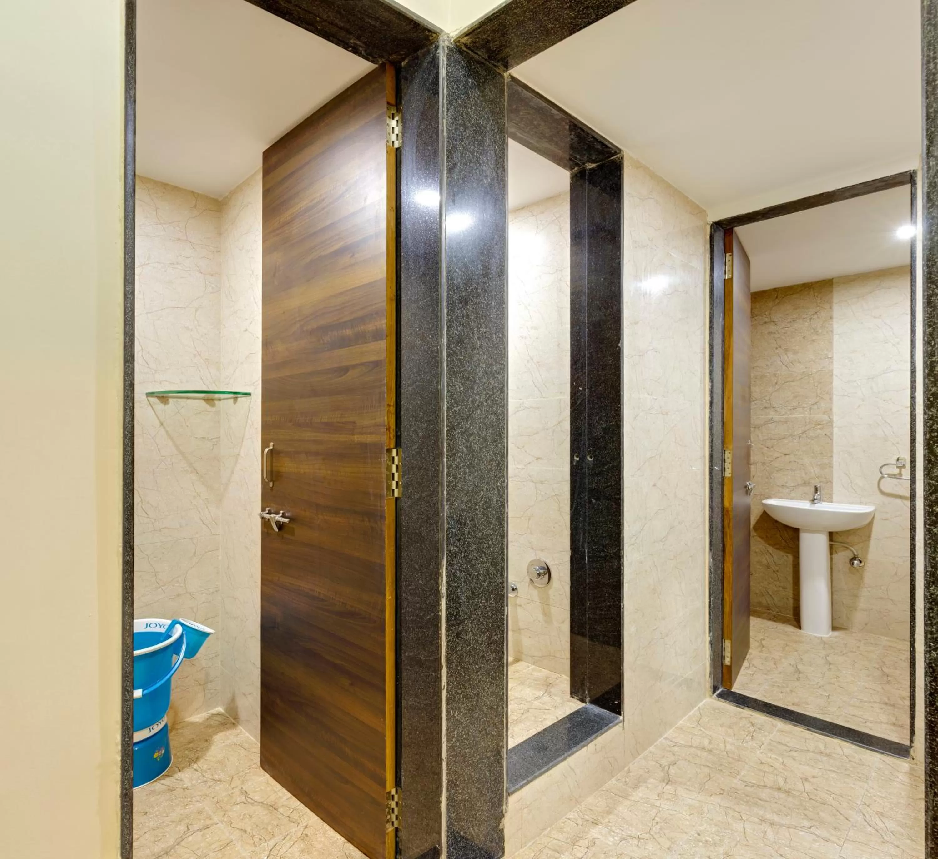 Bathroom in Hotel Galaxy Inn Kolhapur