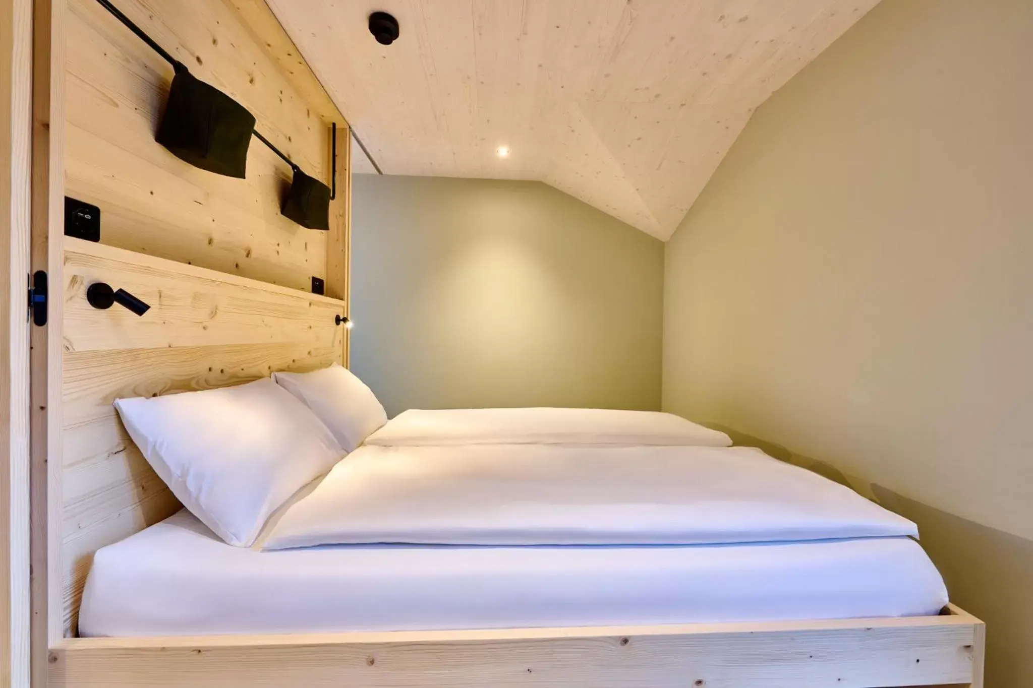 Bed in Apart Hotel Adelboden am Dorfplatz