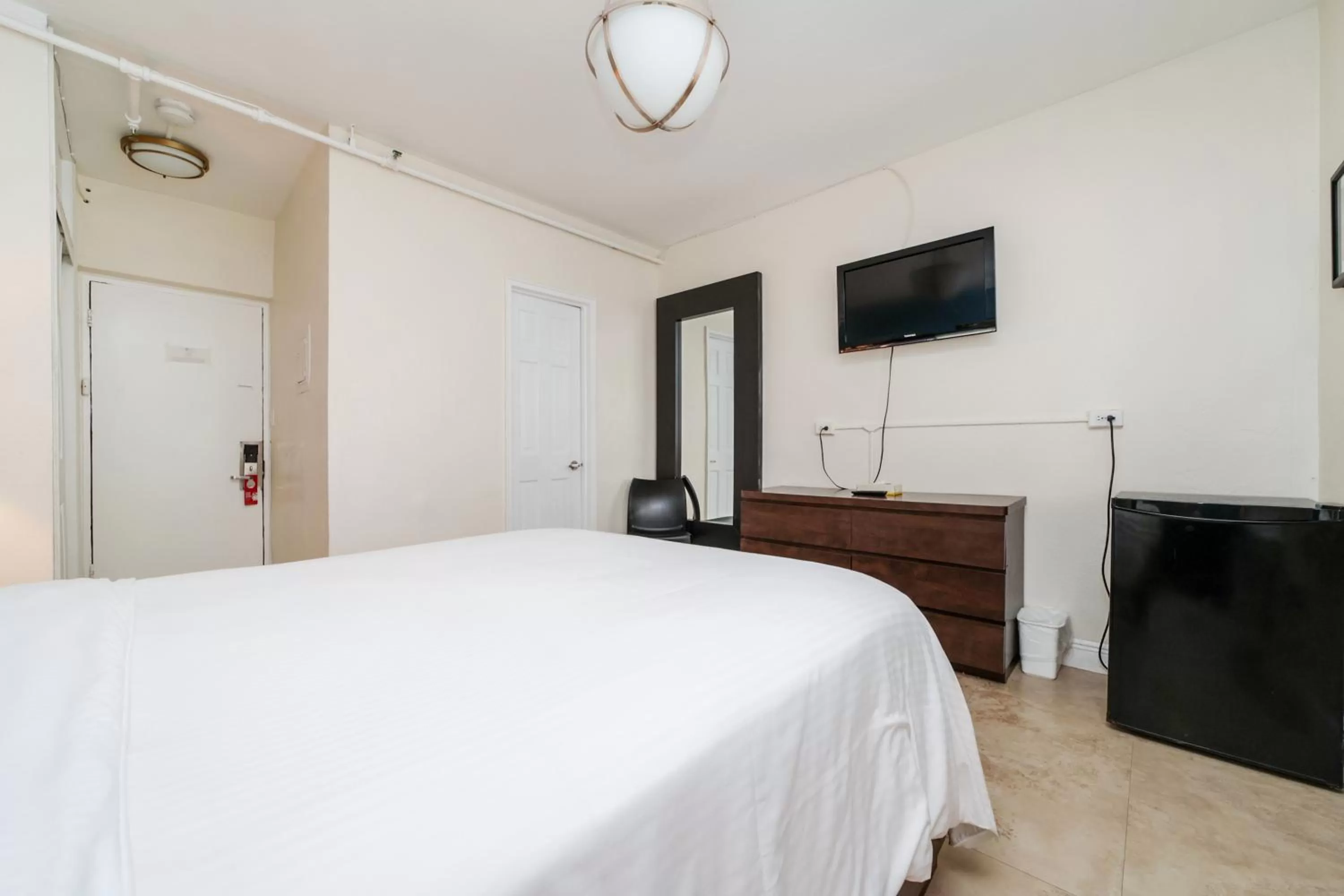 Bed in Starlite Hotel