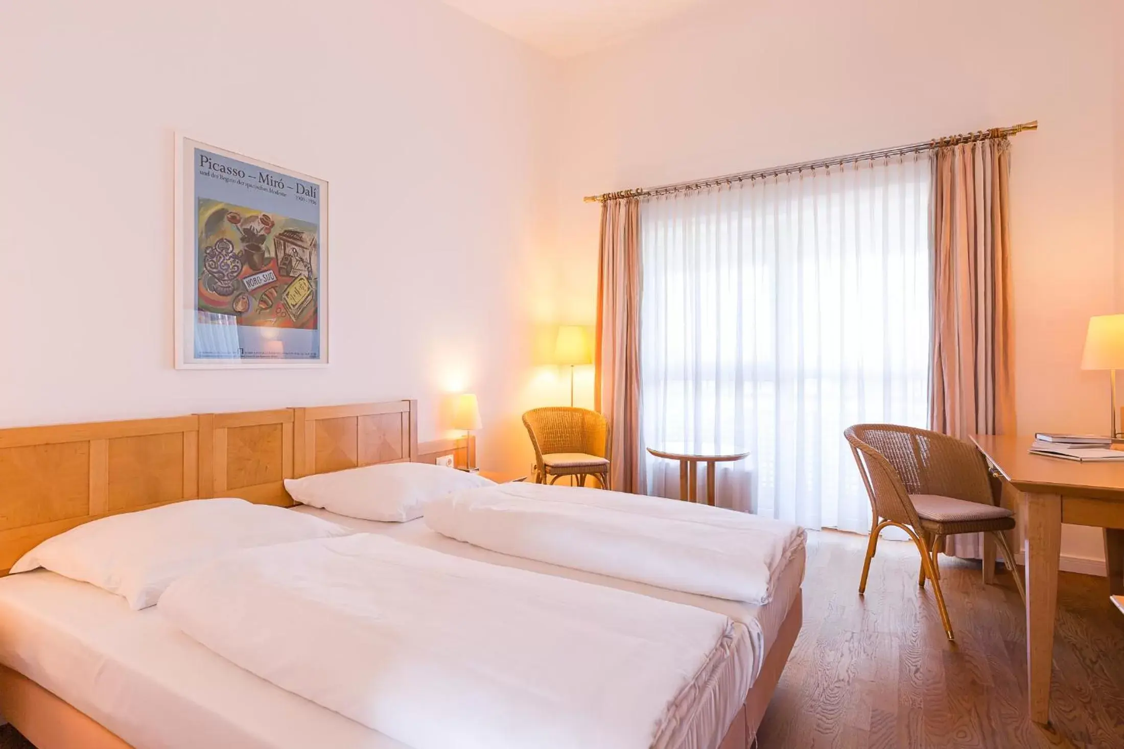 Double Room - single occupancy in Golfhotel & Restaurant Lindenhof Double Room - single occupancy in Golfhotel & Restaurant Lindenhof