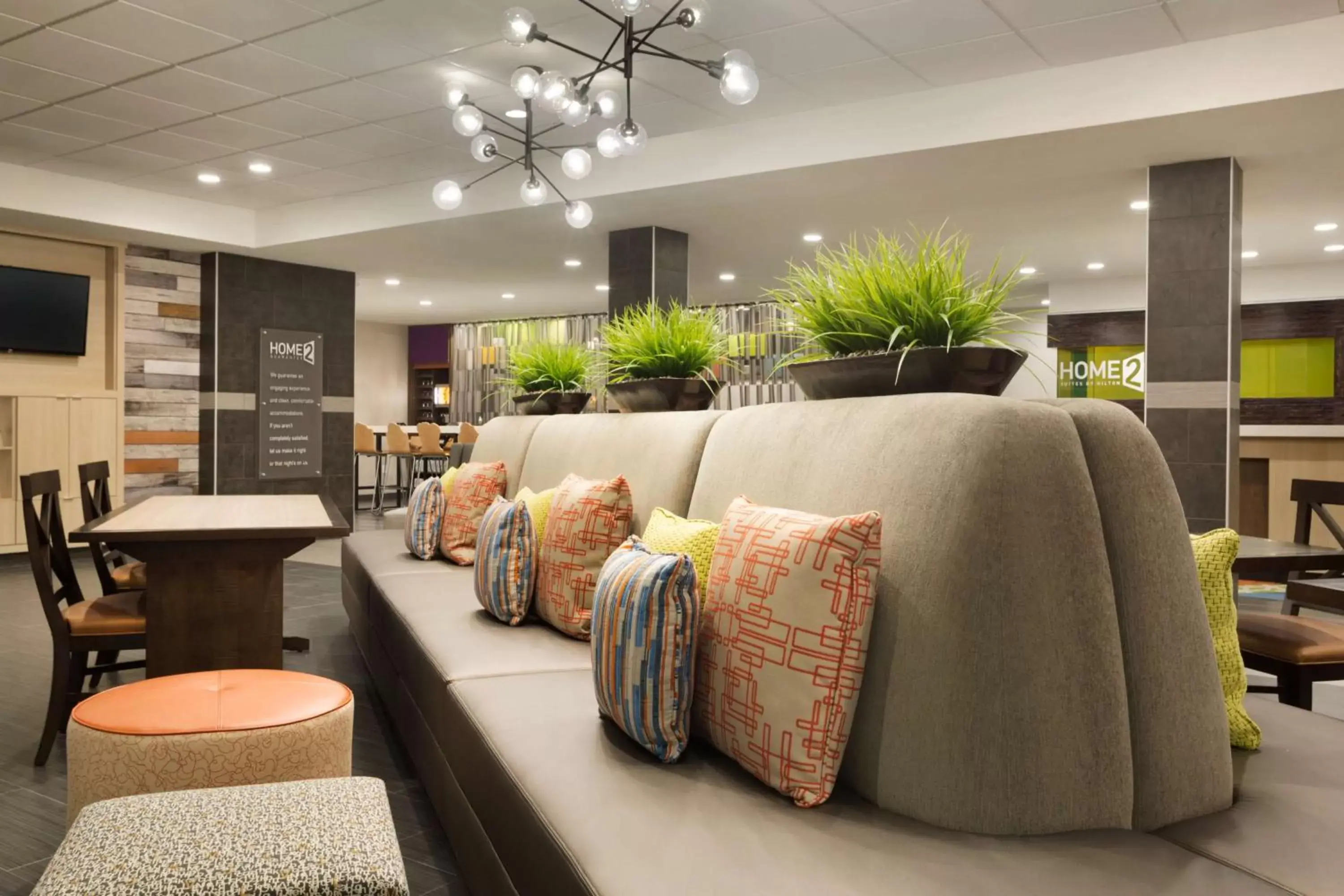 Lobby or reception, Lounge/Bar in Home2 Suites by Hilton Houston Webster